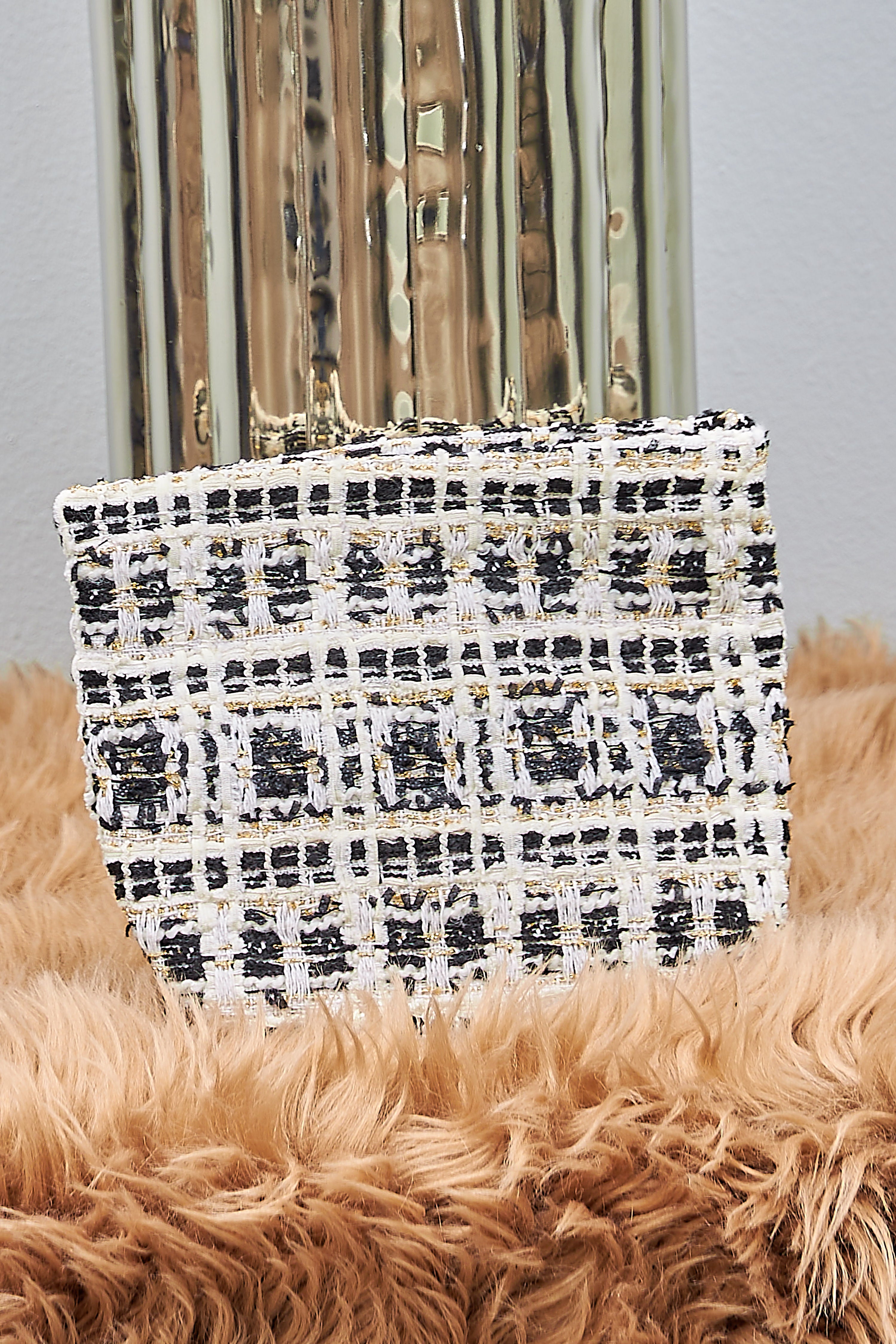 Coarsely woven cosmetic bag, black-ecru