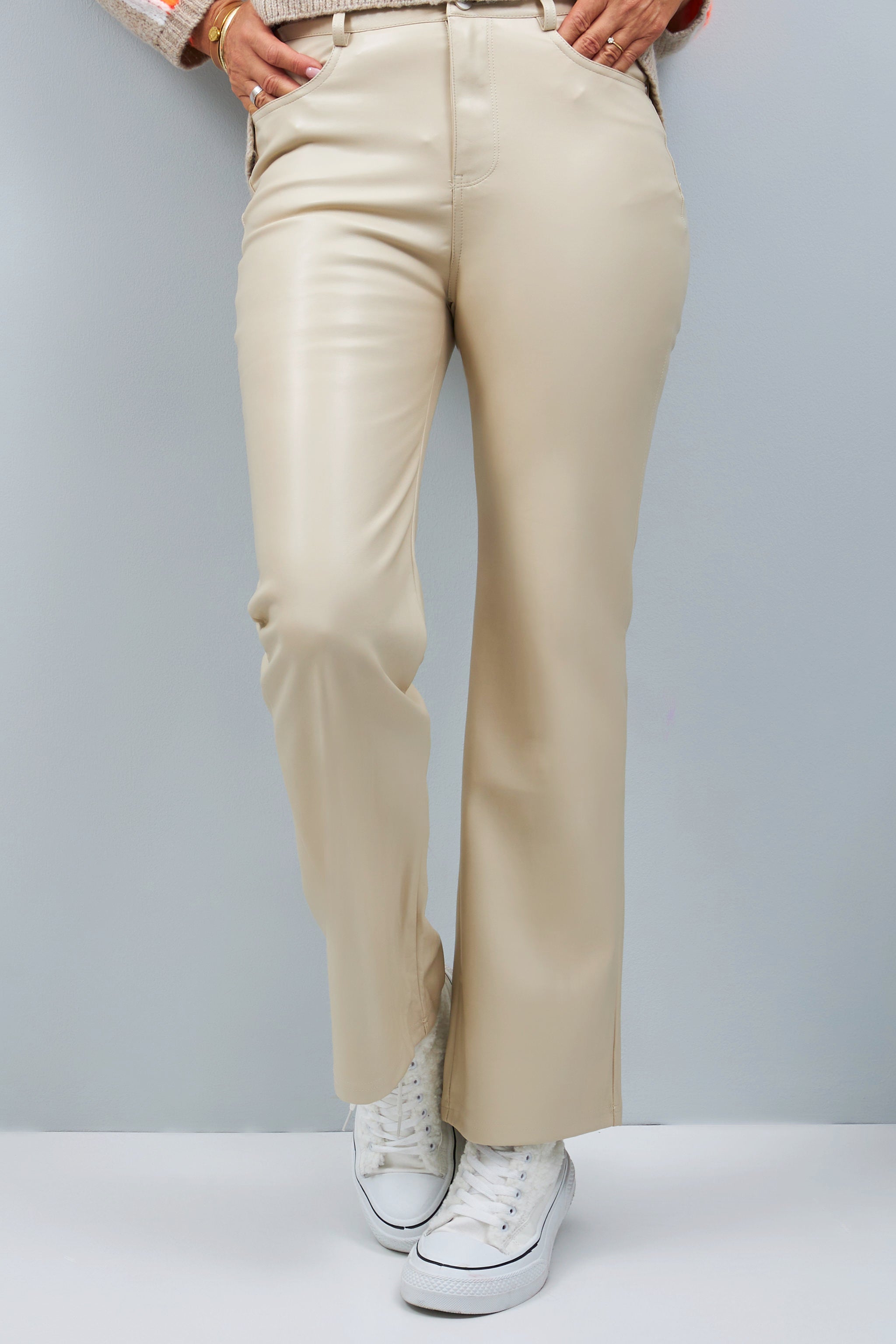 Damen Lederlook Hose beige Trends & Lifestyle Deutschland GmbH