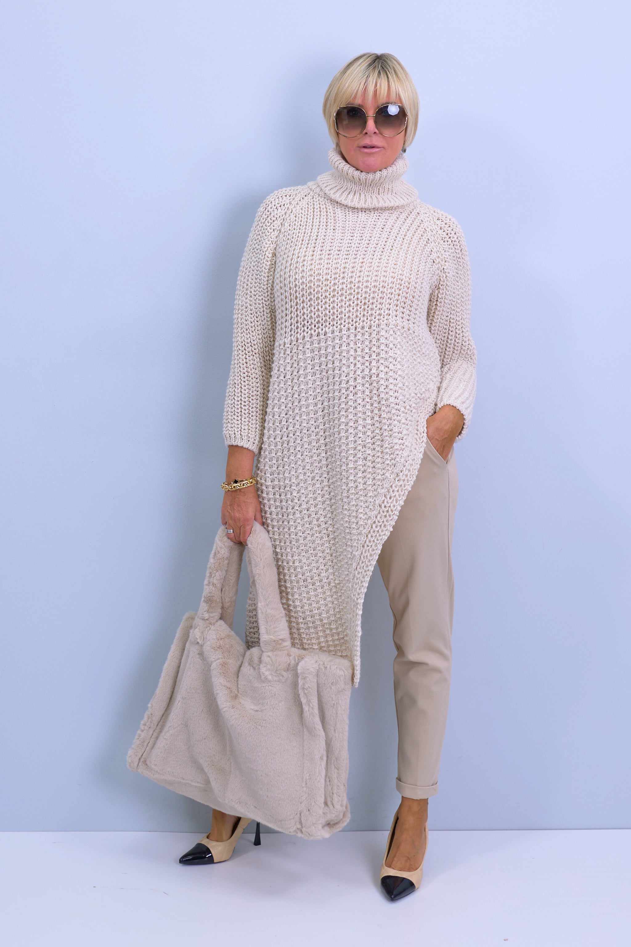 Longpulli, asymmetrisch mit Raglanärmeln, beige