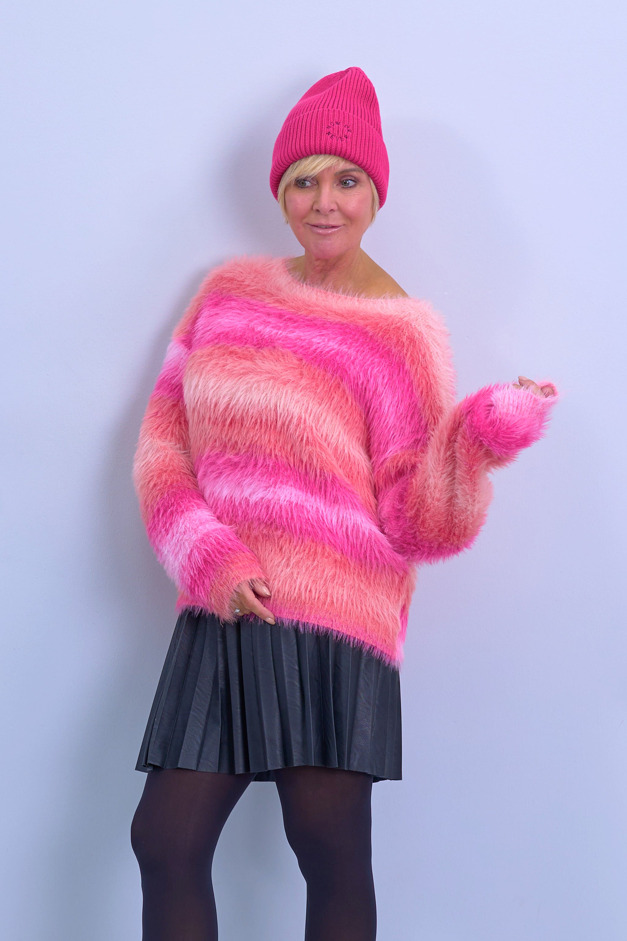 Cuddly sweater, pink-orange