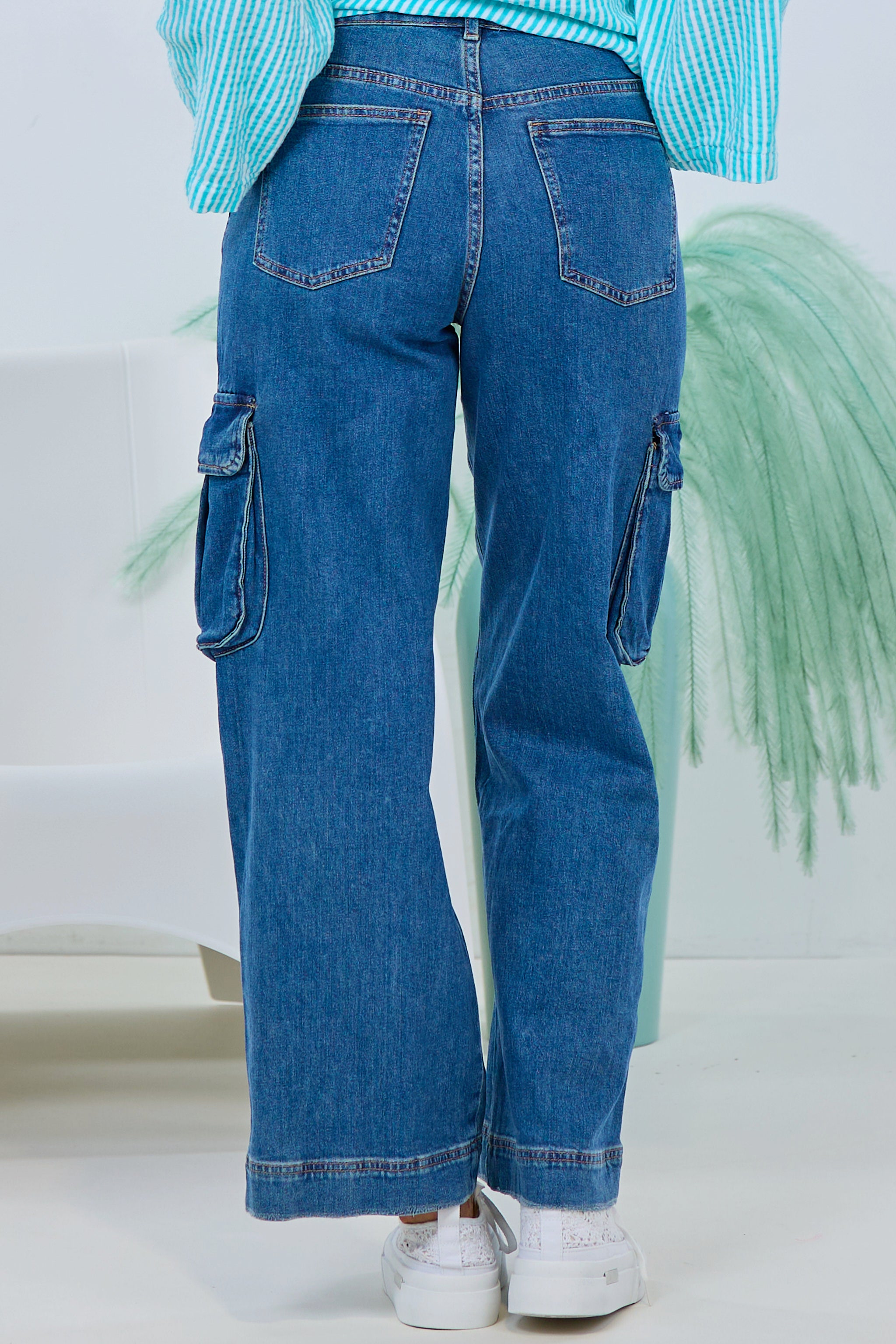 Highwaist Jeans mit Cargo Taschen, denim von Trends & Lifestyle Deutschland GmbH