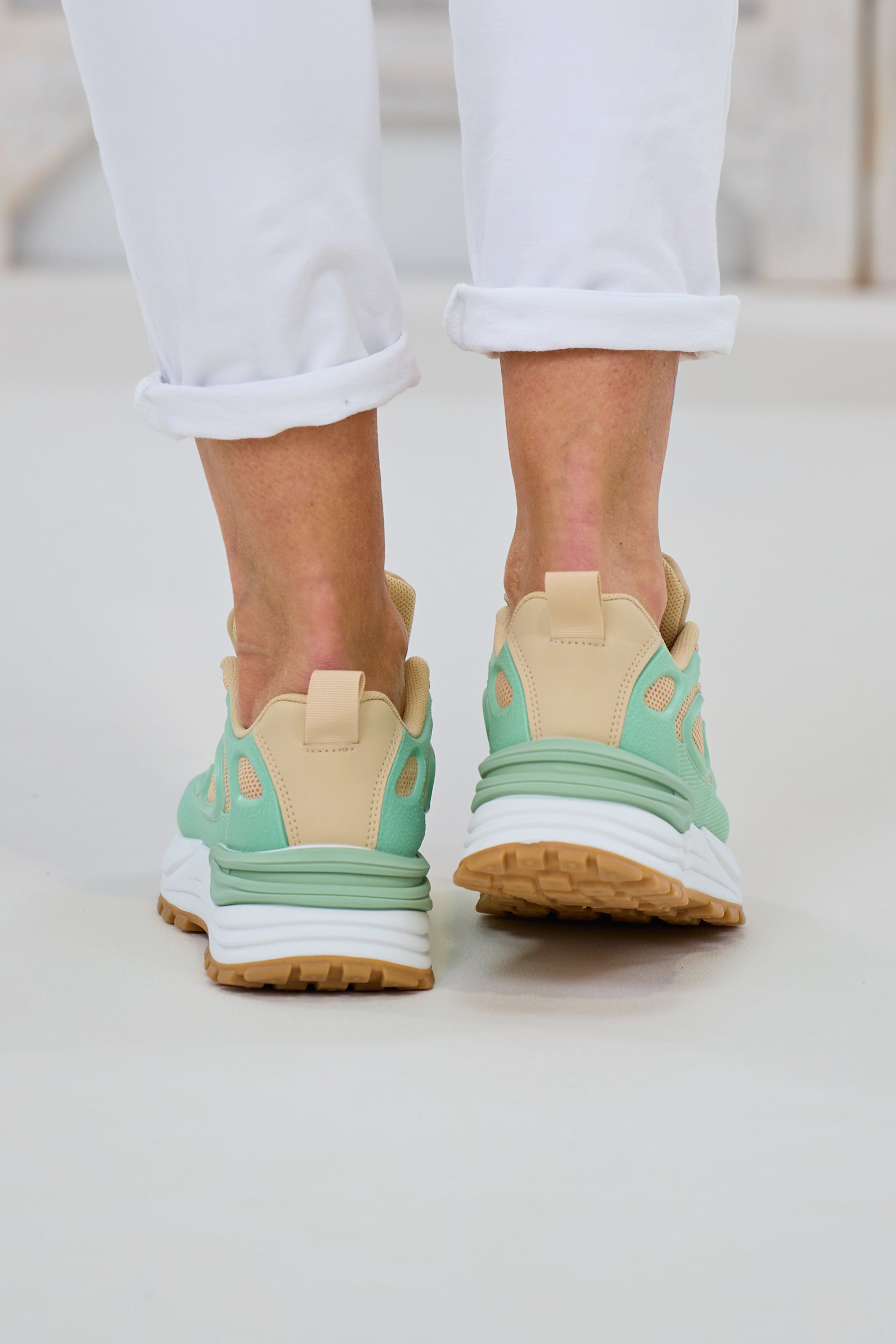 Sportlicher Sneaker, beige-mint-weiß von Trends & Lifestyle Deutschland GmbH