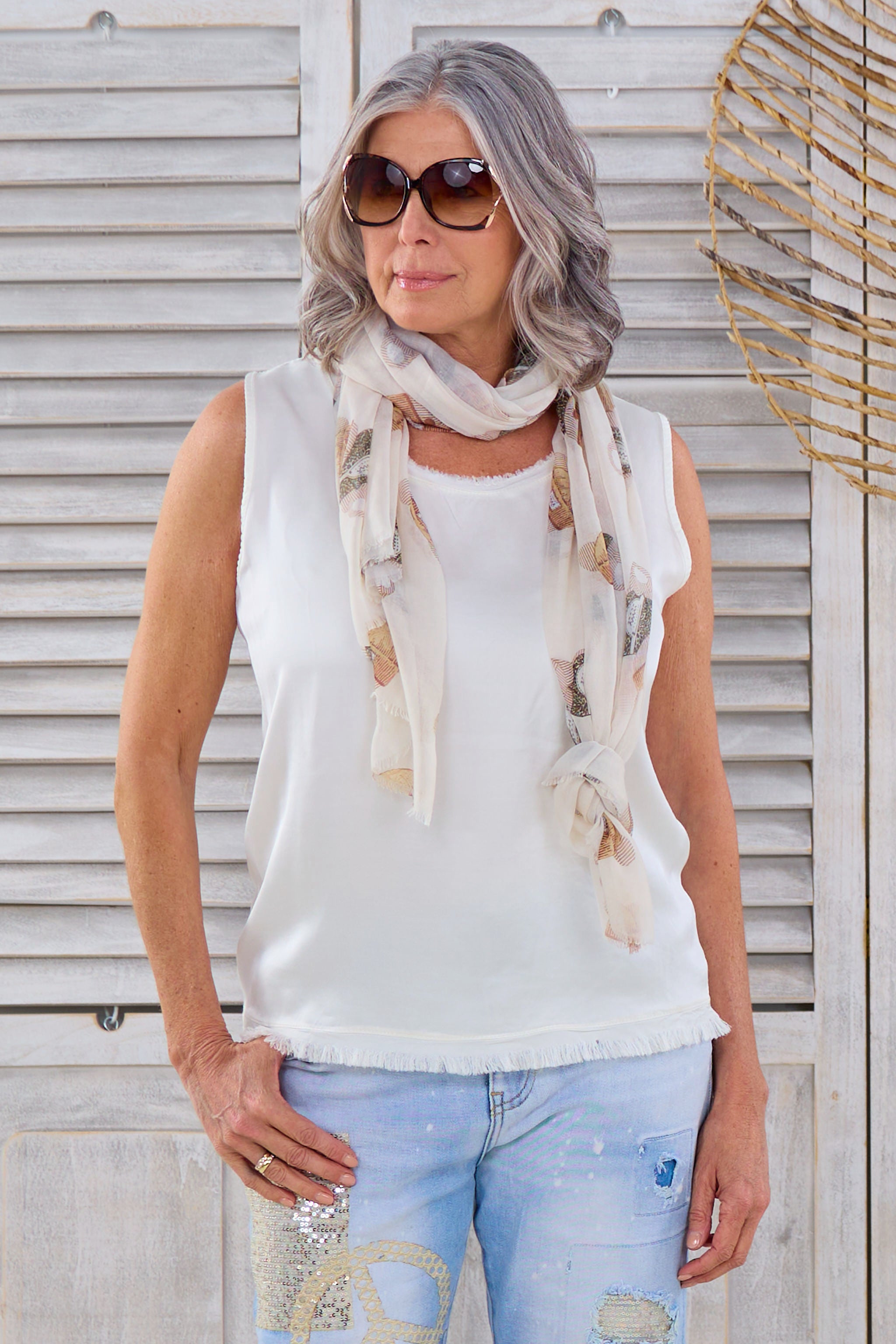Feines Tuch mit Bärchen, beige von Trends & Lifestyle Deutschland GmbH