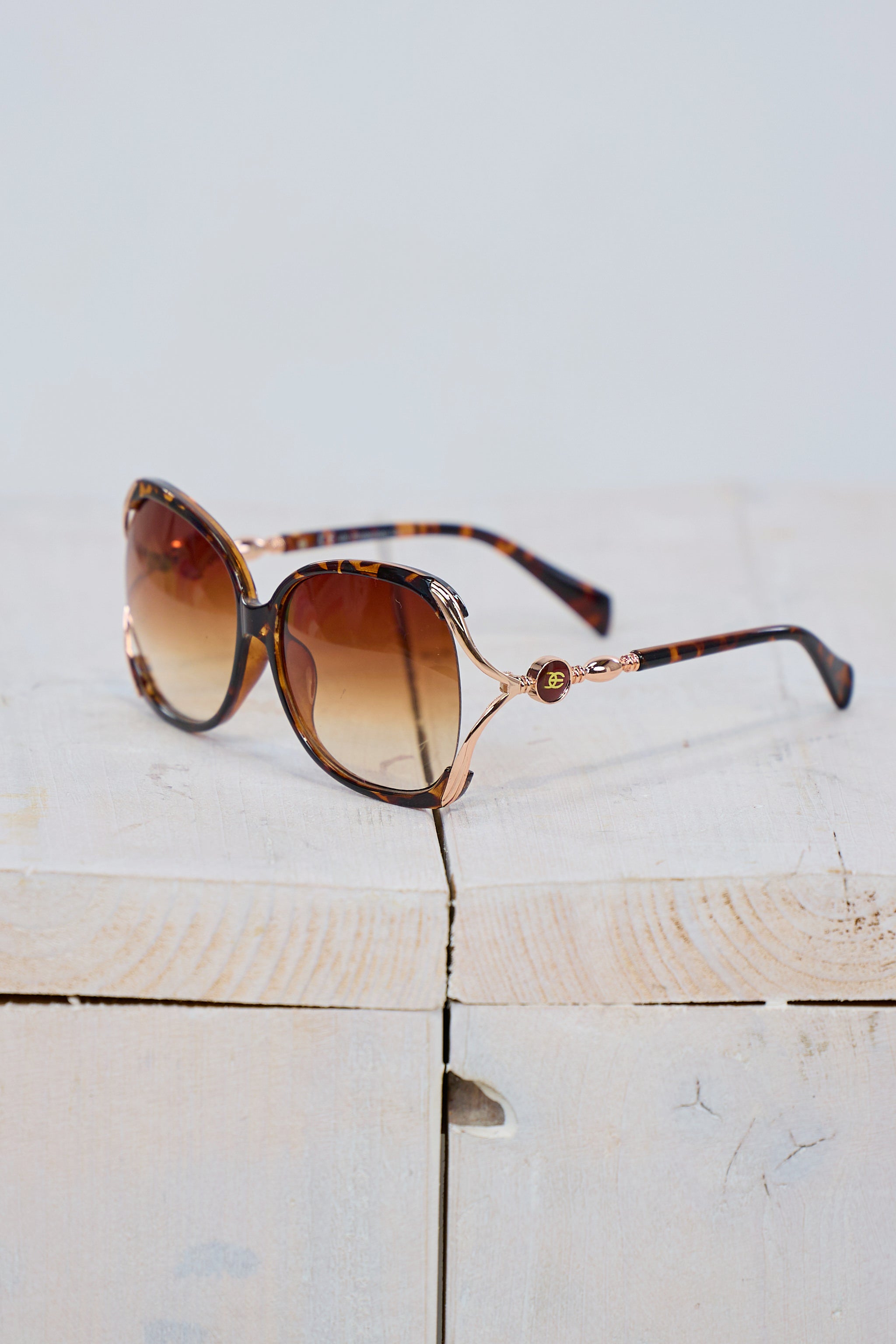 Stylische Sonnenbrille, braun-roségold von Trends & Lifestyle Deutschland GmbH