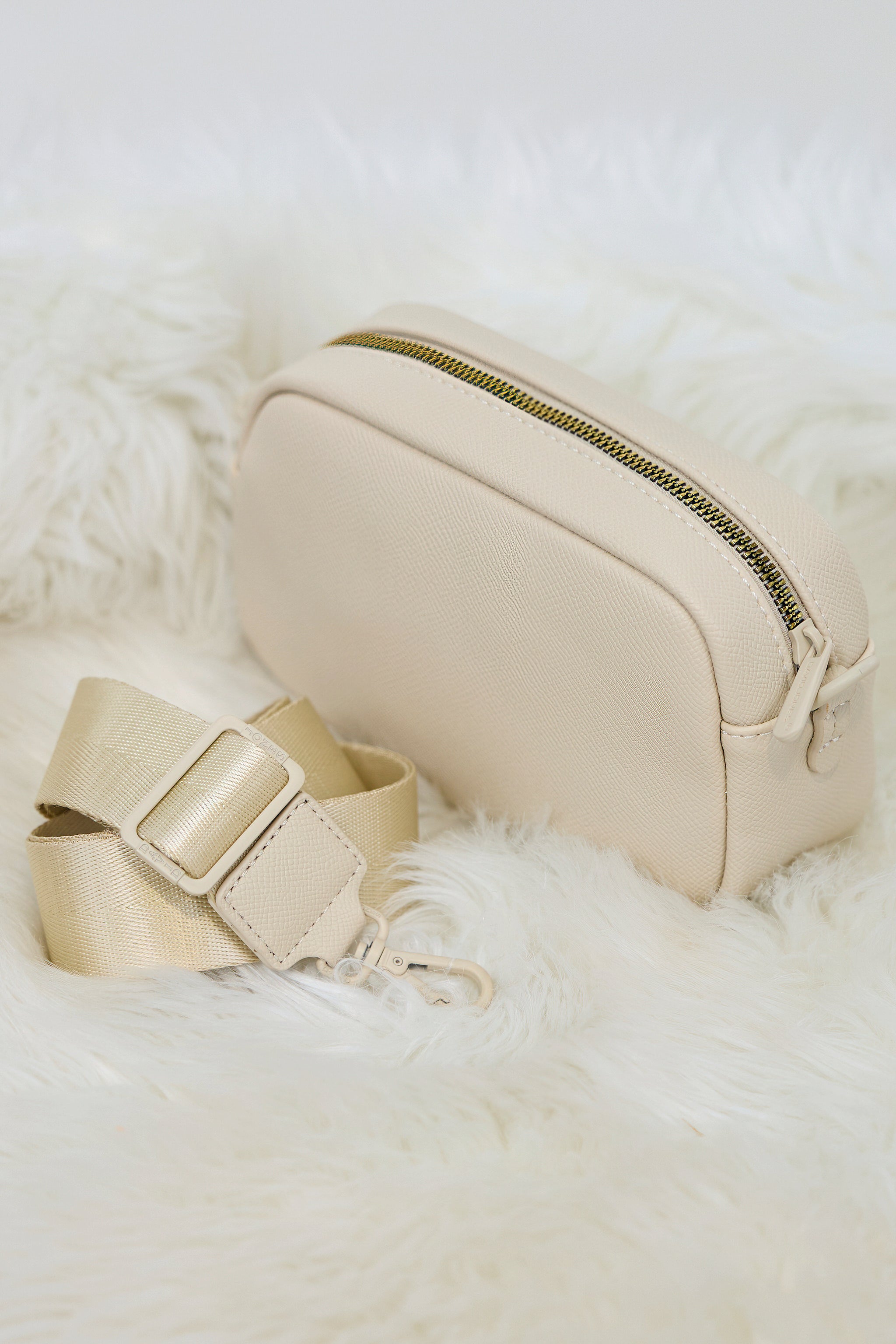 Umhängetasche, stein von Trends & Lifestyle Deutschland GmbH