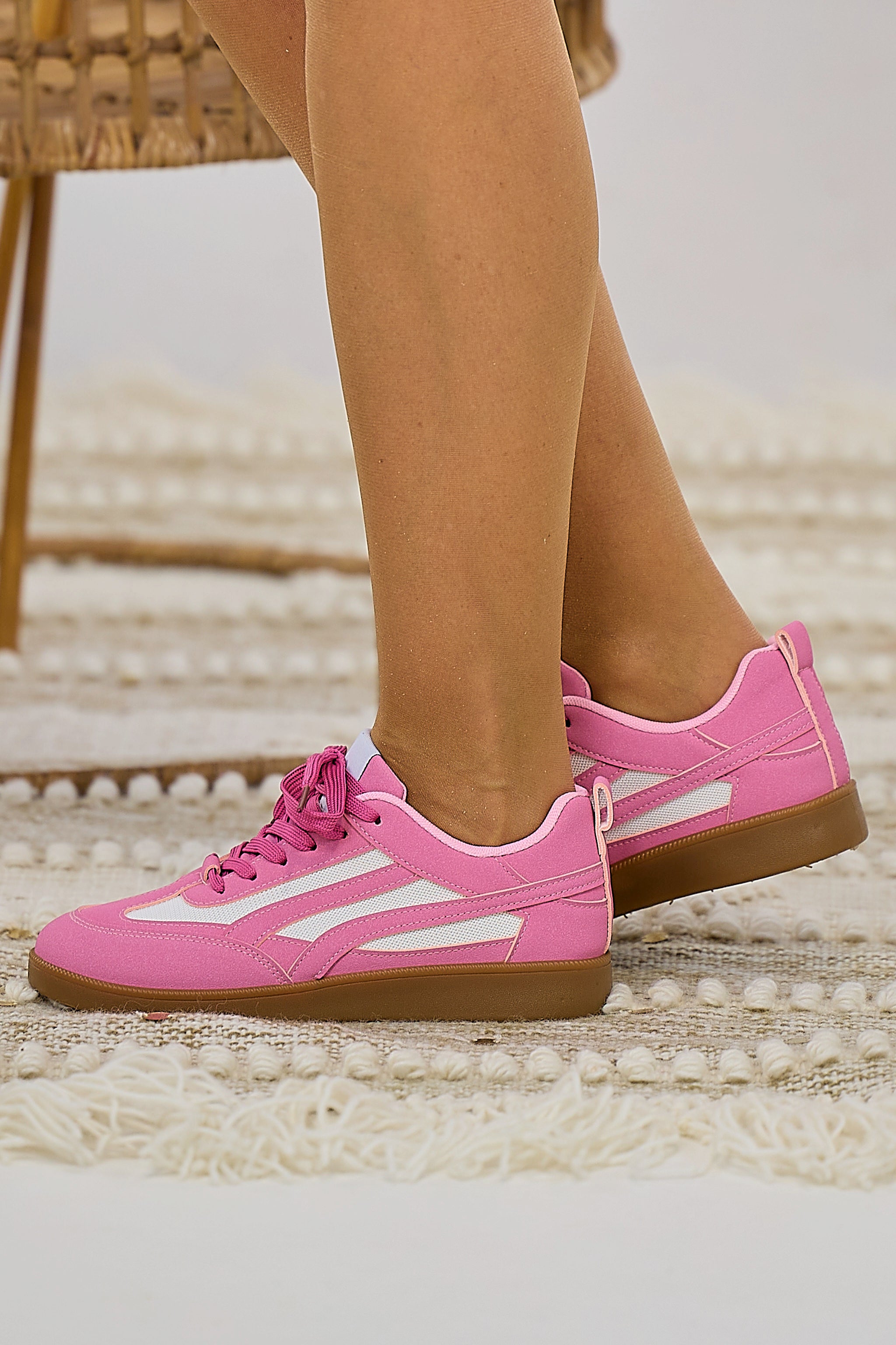 Sneaker mit gewebten Einsätzen, altrosa-ecru von Trends & Lifestyle Deutschland GmbH