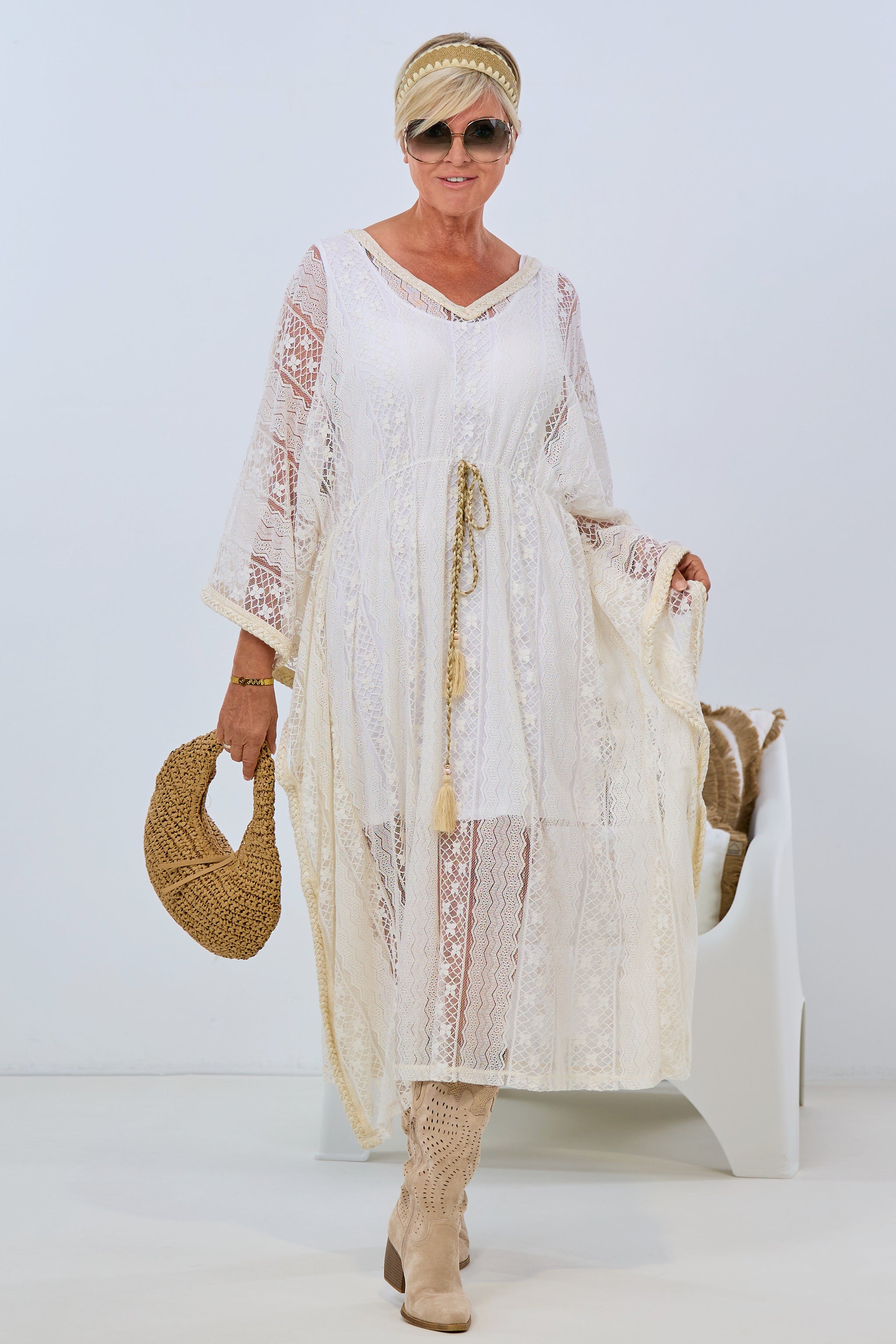 Caftan lace dress, ecru beige