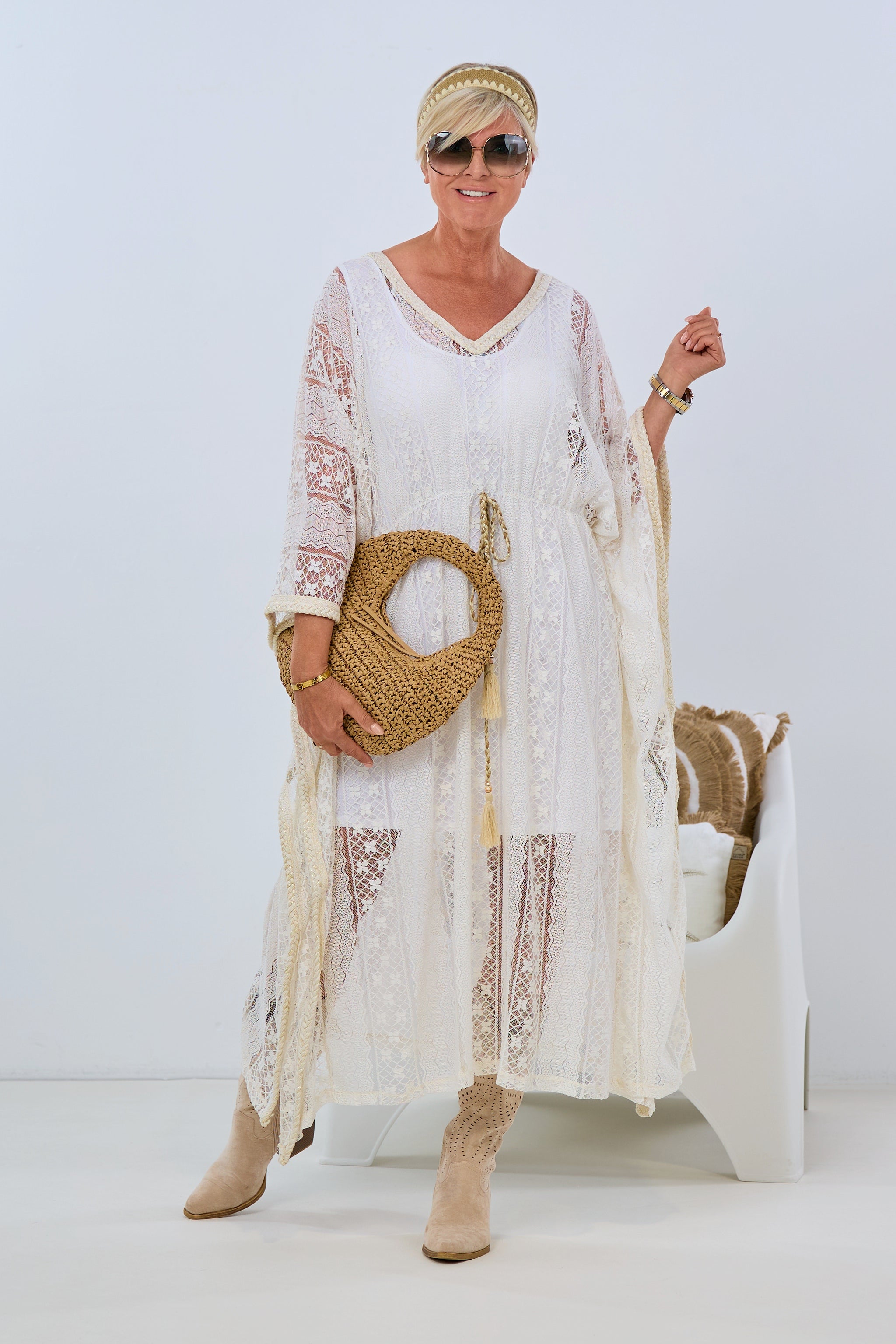 Caftan lace dress, ecru beige