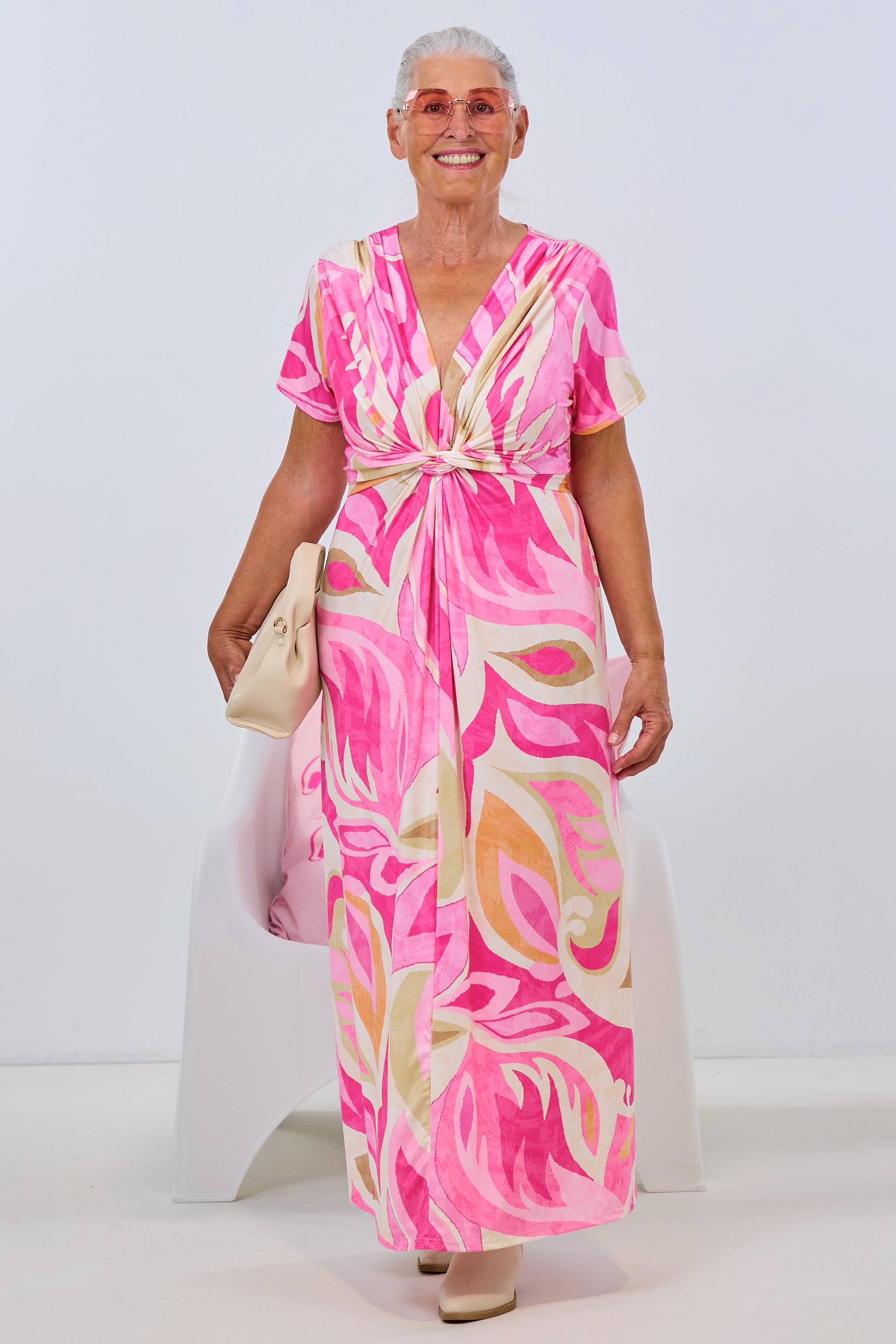 Langes Kleid mit Raffung vorne, pink-rosa-ecru von Trends & Lifestyle Deutschland GmbH