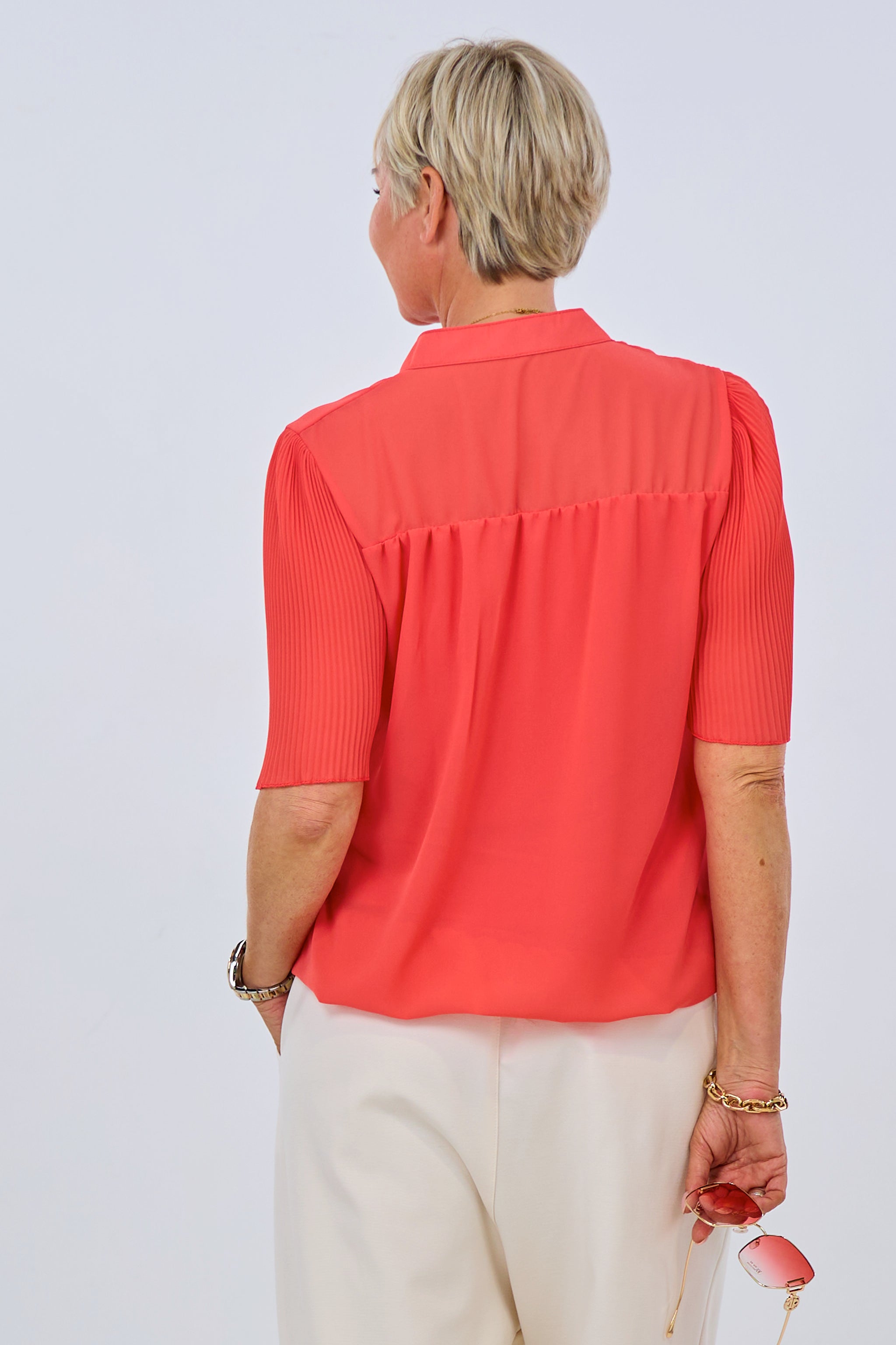 Bluse mit Plissee-Ärmeln, uni-rot von Trends & Lifestyle Deutschland GmbH