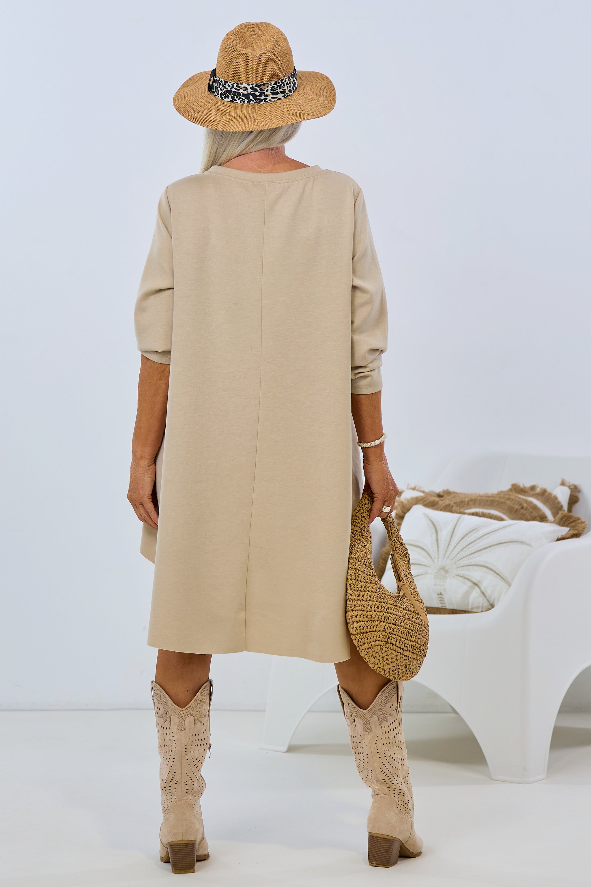 Cozy Kleid mit halblangen Ärmeln, beige von Trends & Lifestyle Deutschland GmbH