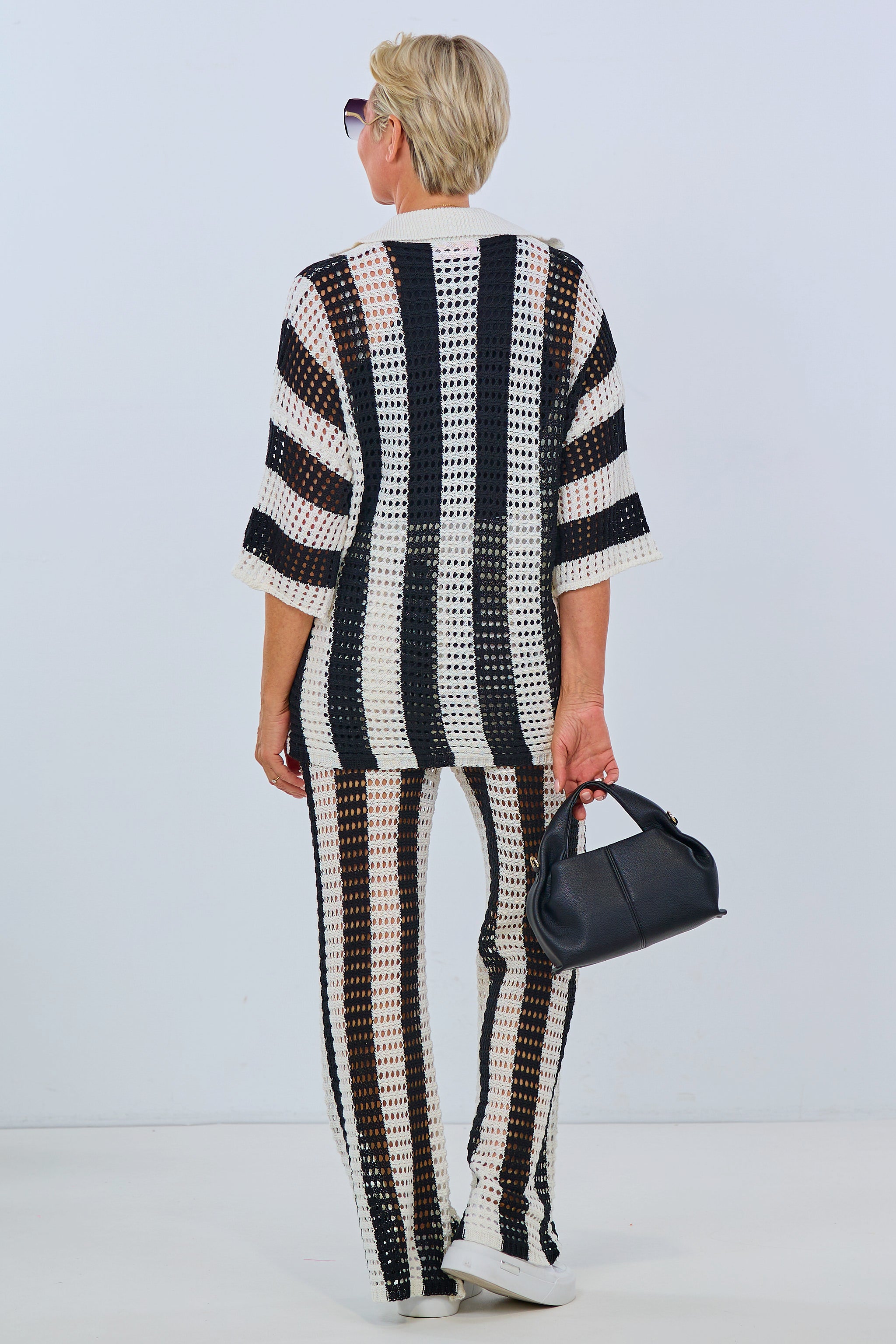 Kurzarm Cardigan mit Längsstreifen, schwarz-ecru von Trends & Lifestyle Deutschland GmbH