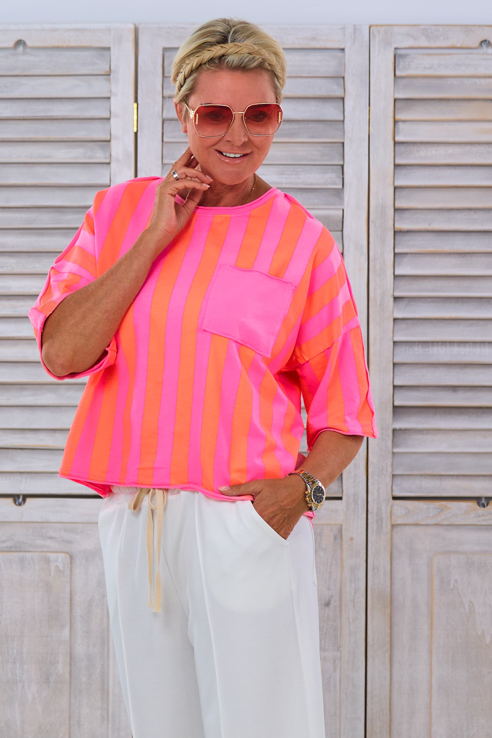 Striped sweatshirt with chest pocket, pink-orange
