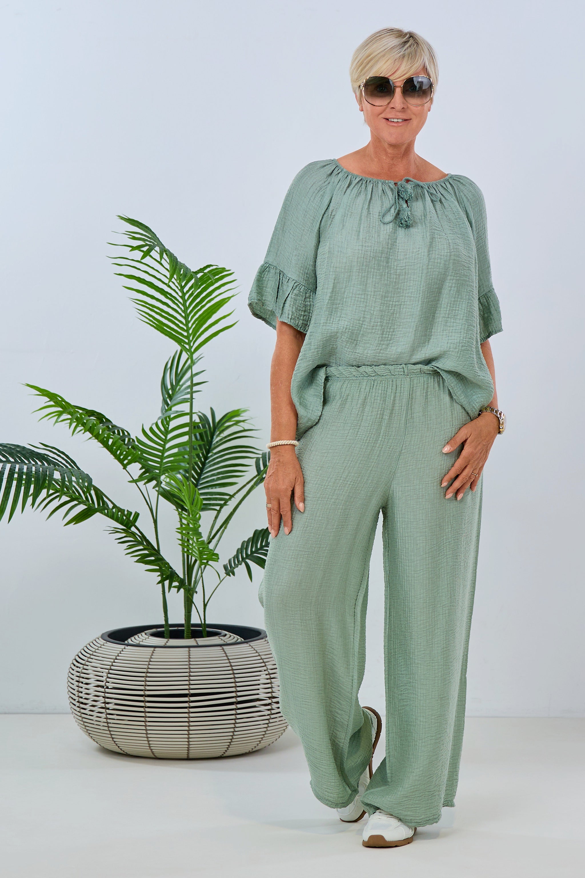 Musselin 2-Teiler, grün (schimmernd) von Trends & Lifestyle Deutschland GmbH