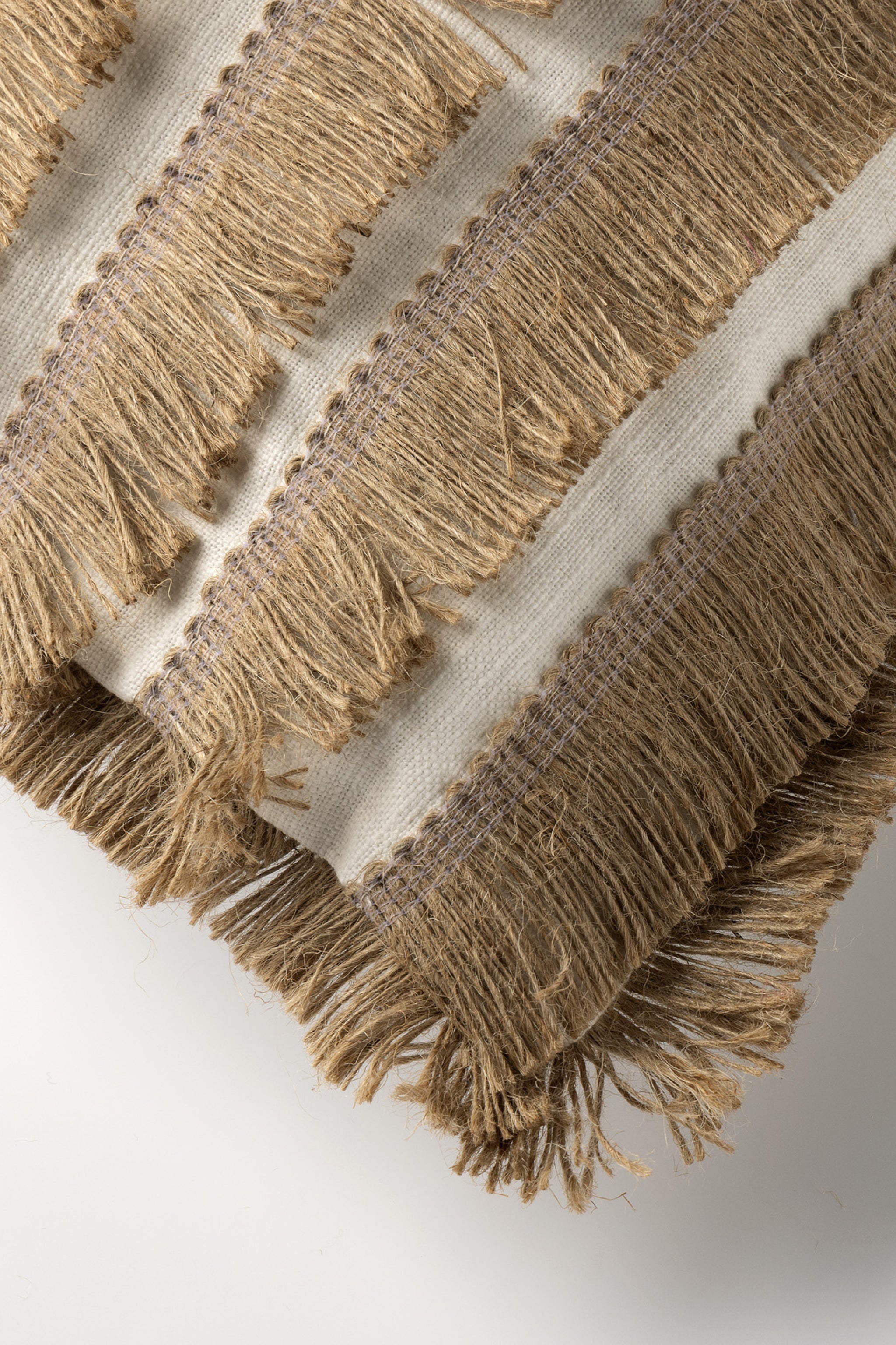 Kissen mit Fransenverzierung, taupe-beige von Trends & Lifestyle Deutschland GmbH