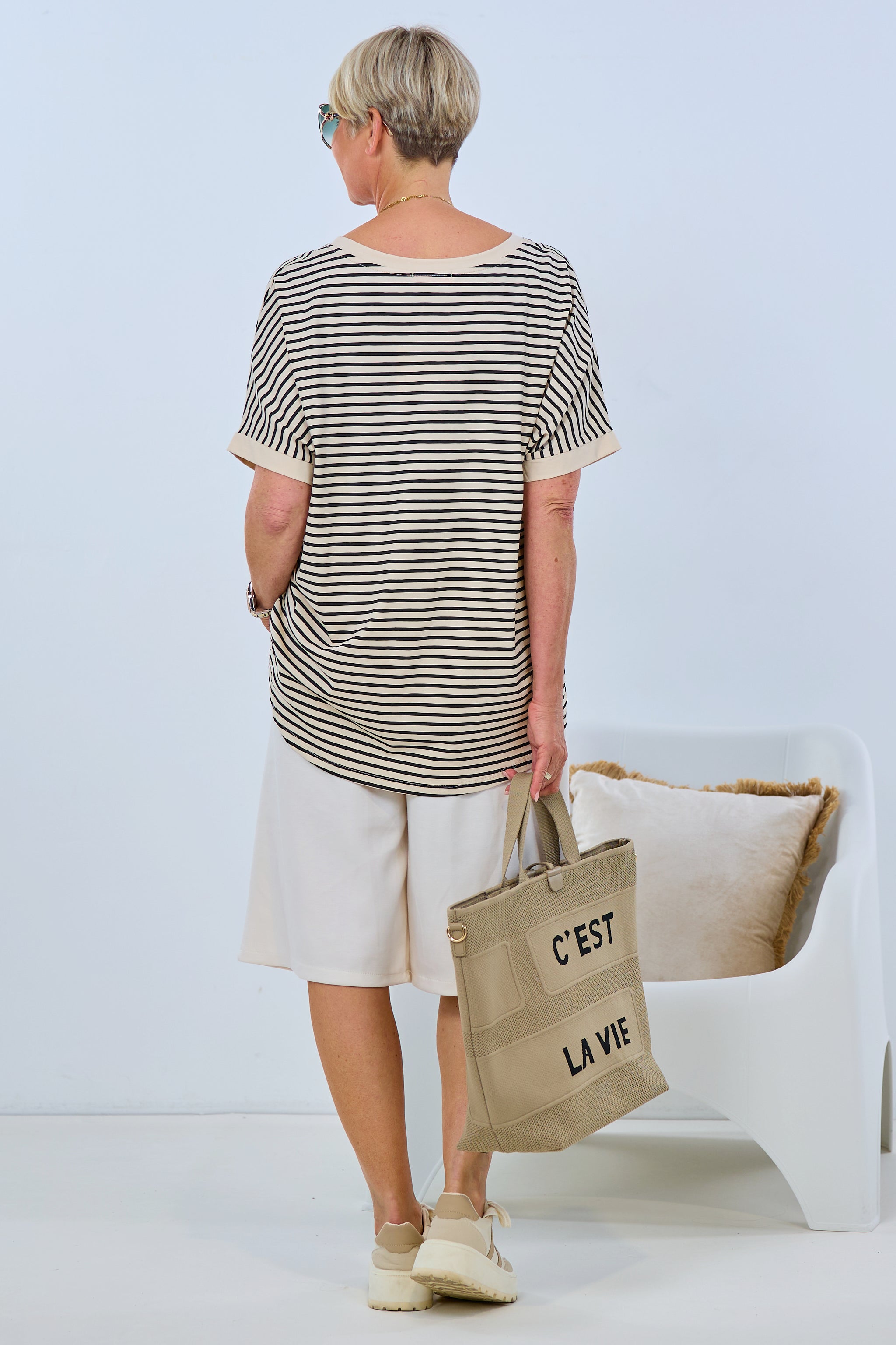 Oversized striped shirt, black-beige