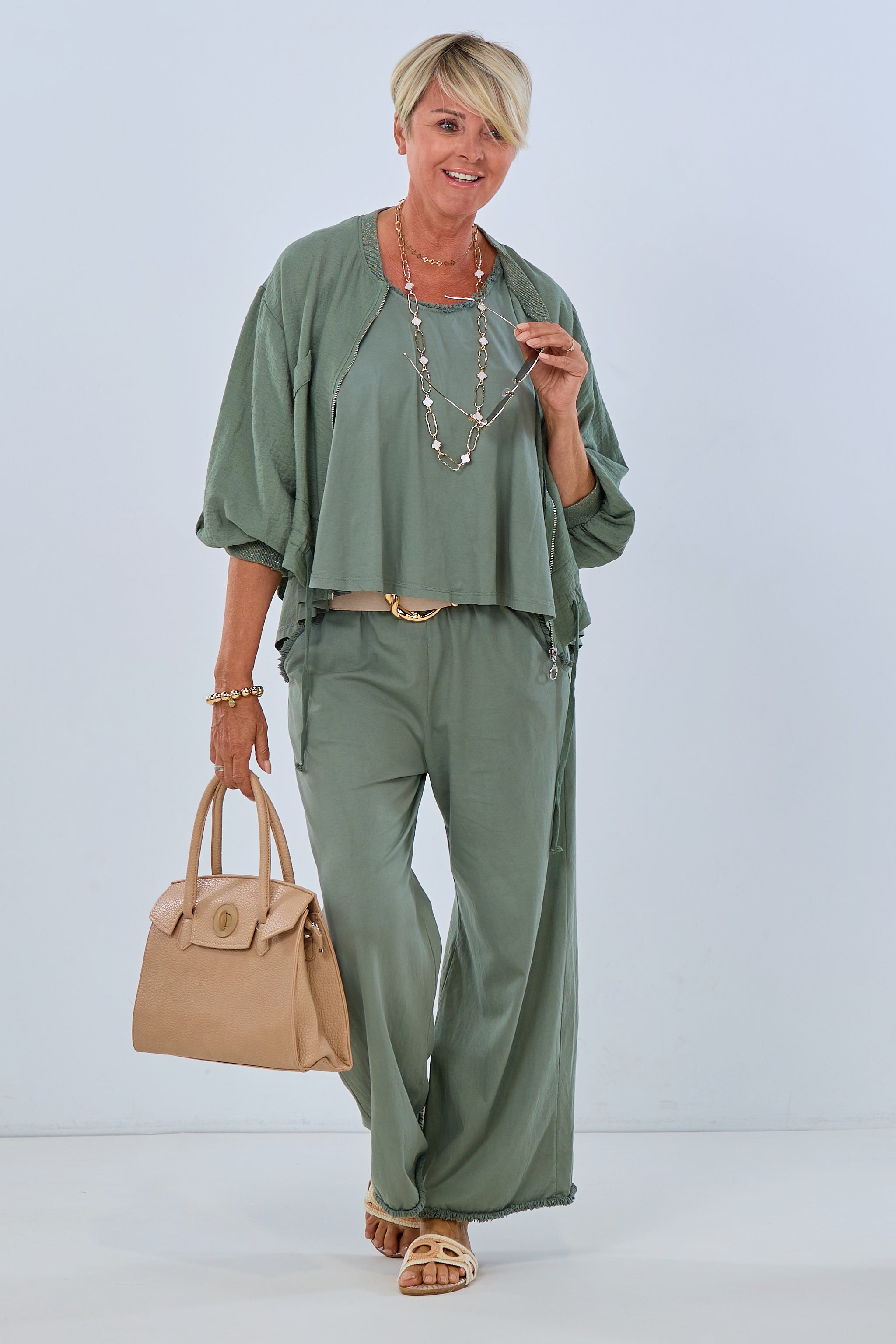 Leichter Blouson mit Kordelzug, angedeuteten Taschen und 3/4 Arm, khaki