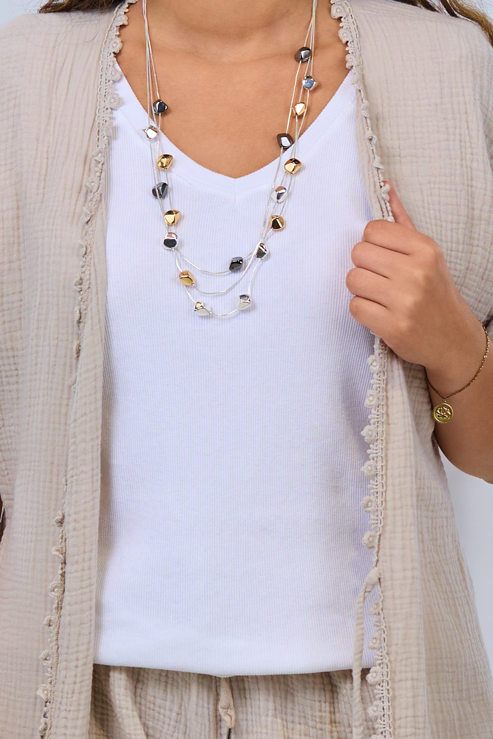 Long necklace with square beads, silver