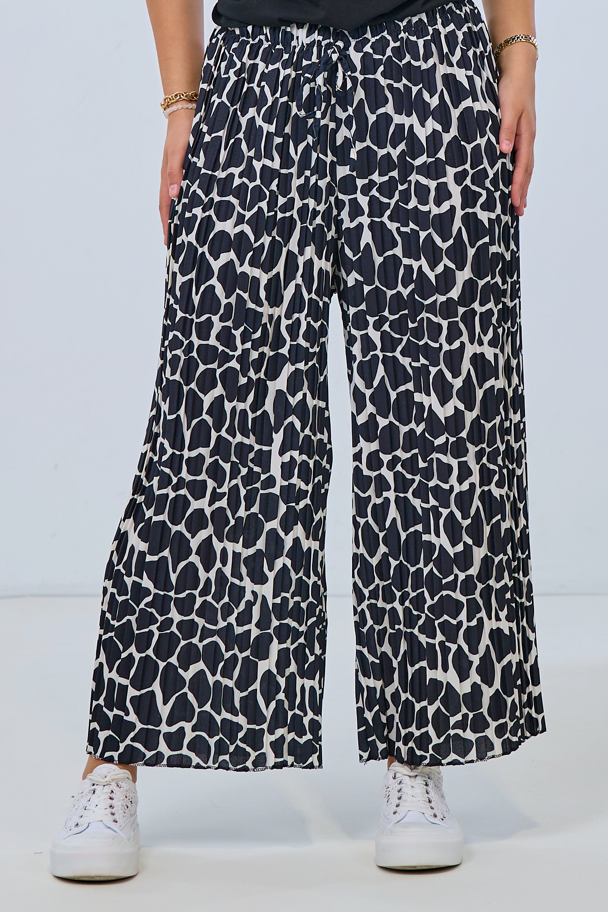 Plissée Hose mit elastischem Bund, schwarz-ecru-leo