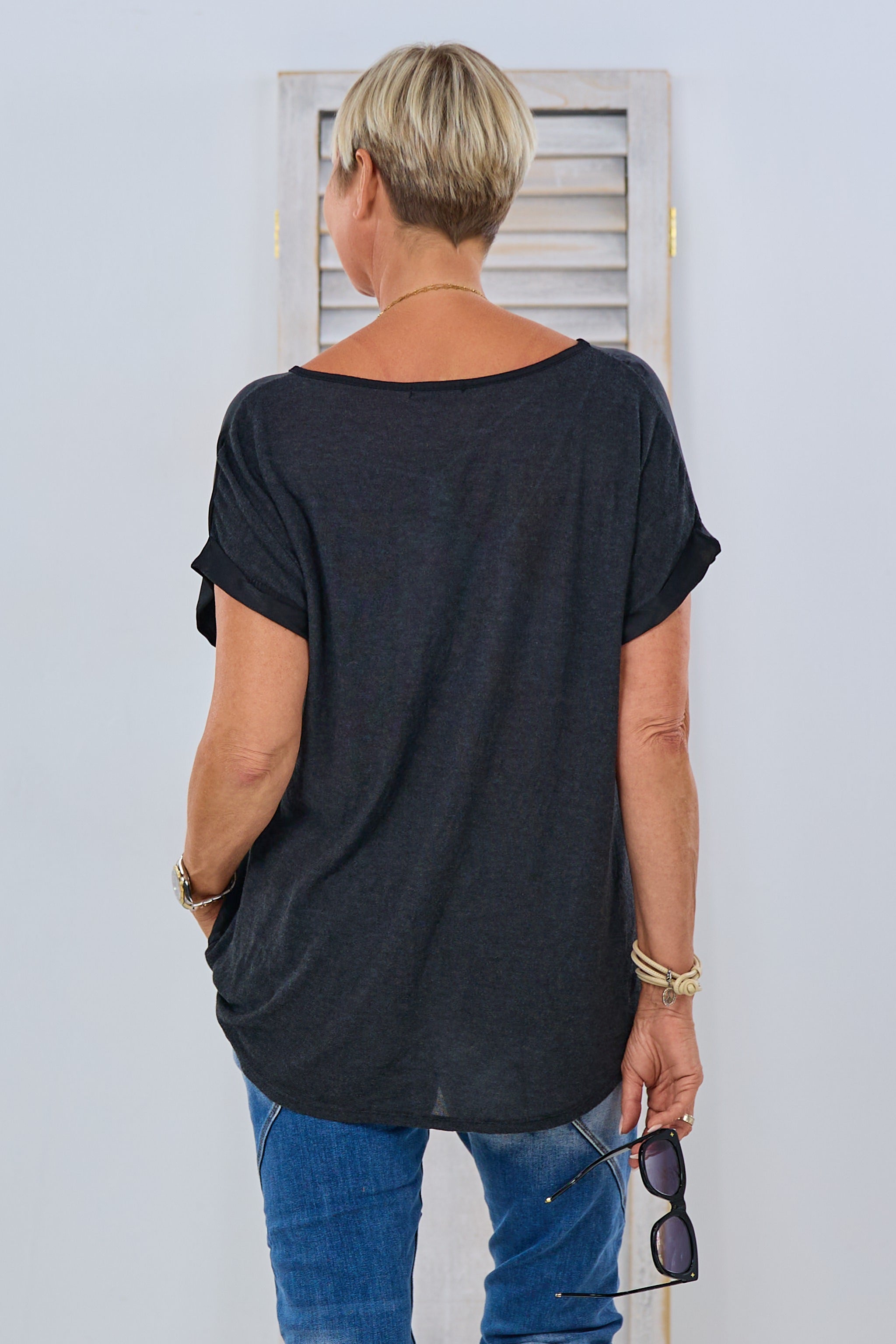 Blusenshirt im Materialmix, schwarz