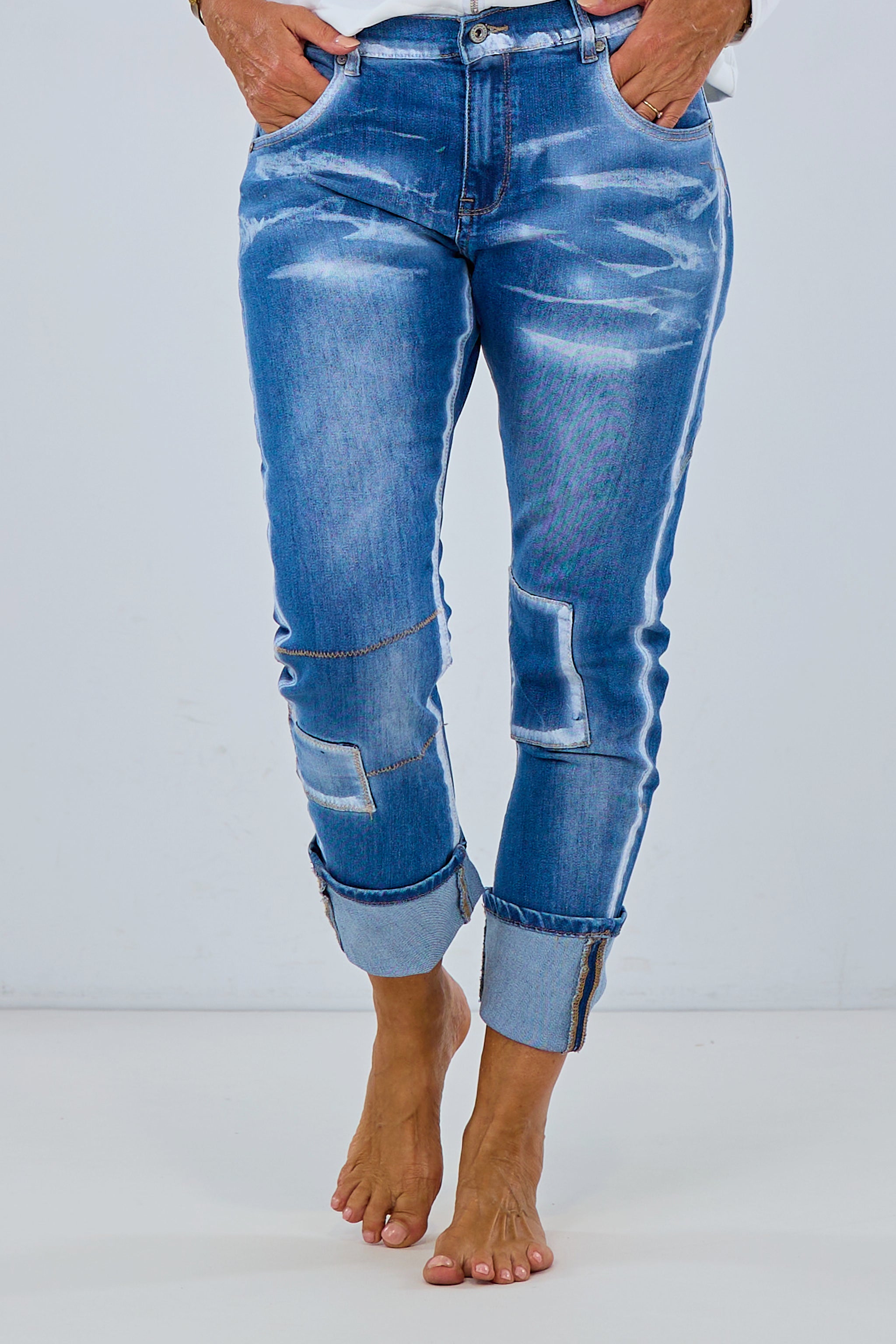 Jeans mit Jeans-Patches, denim used