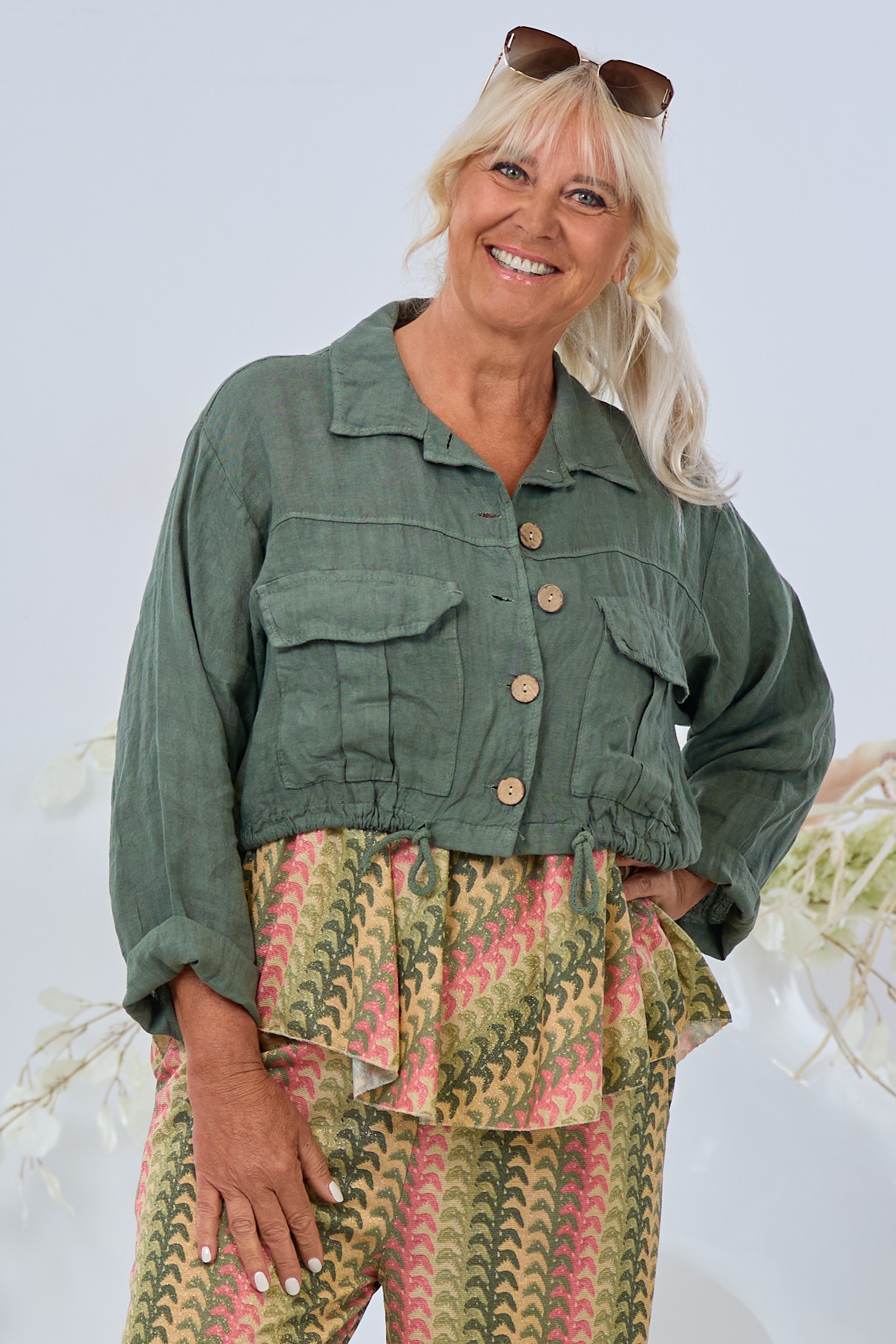 Leinen Jacke mit Kordelzug, khaki