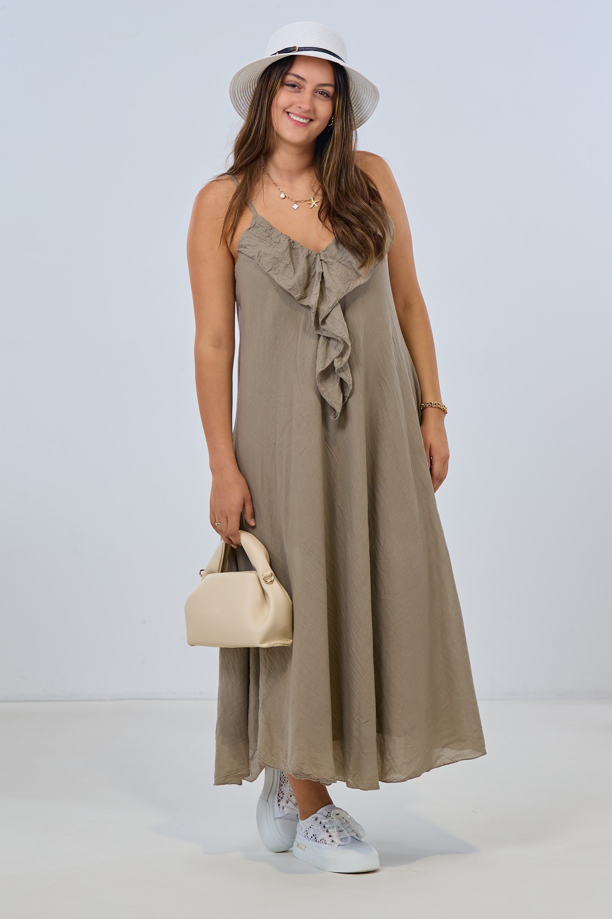 langes Kleid mit Rüsche, taupe