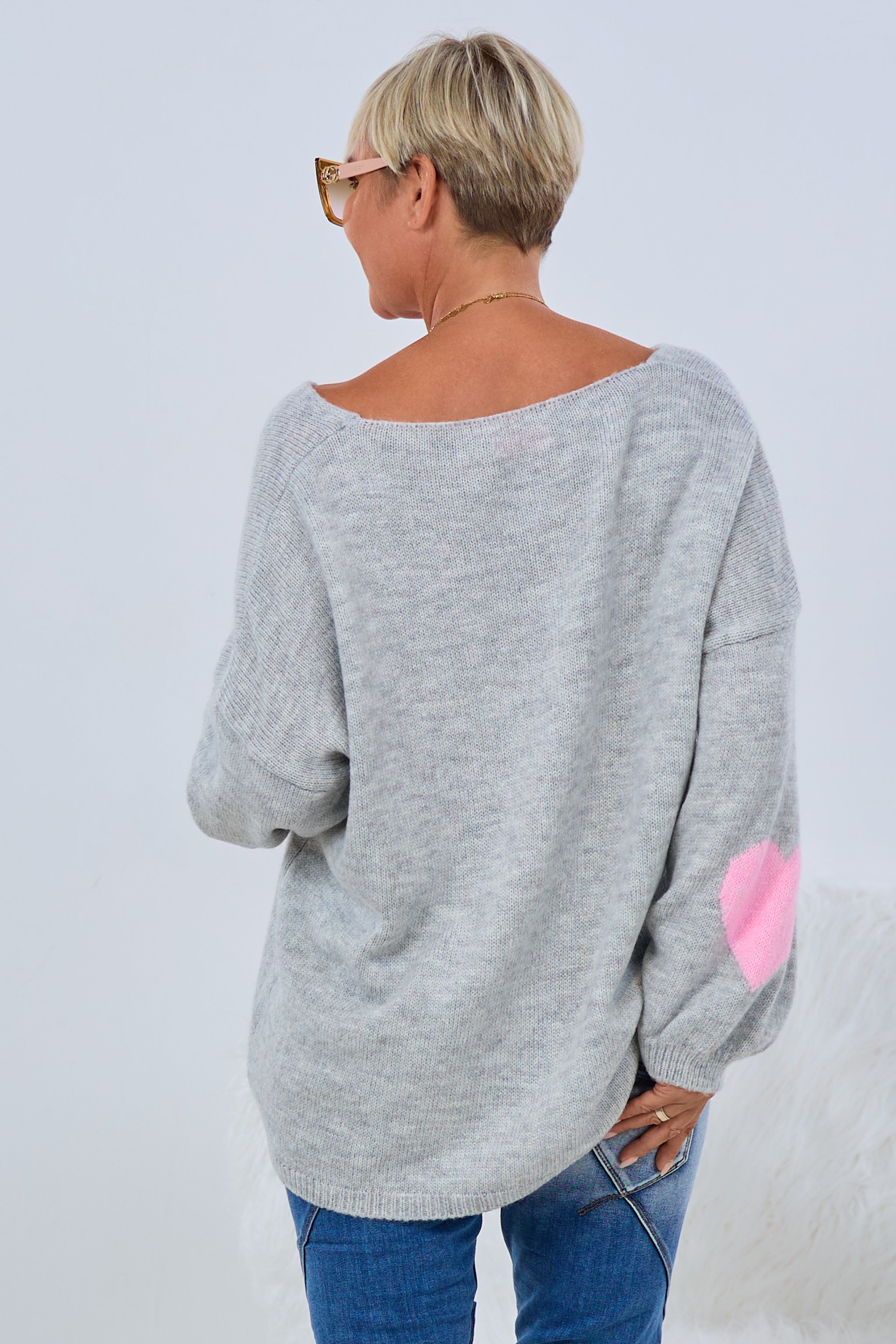 Oversized Strickpulli mit Herz, grau-rosa
