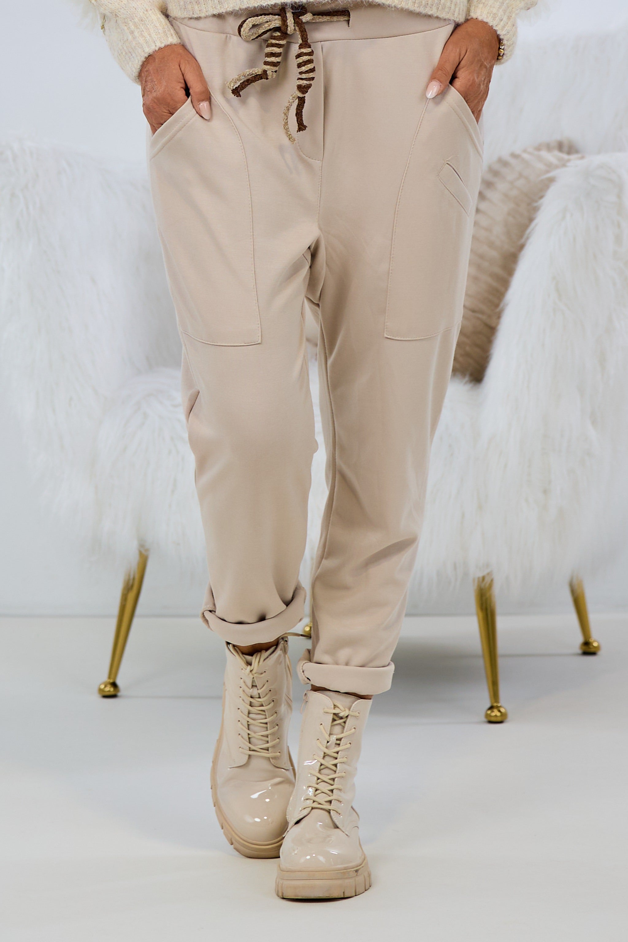 Cozy Hose mit Kordelzug, beige