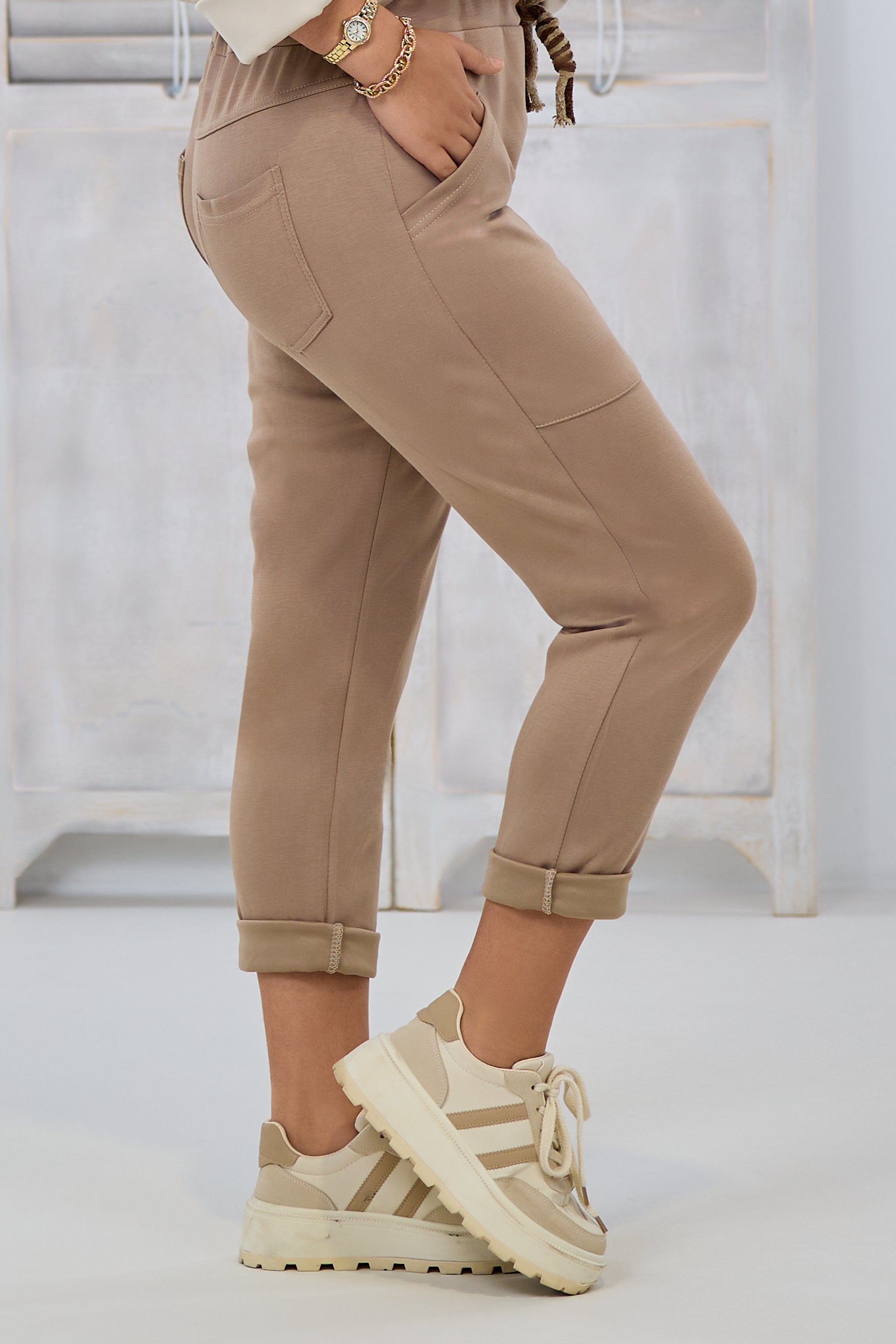 Cozy Hose mit Kordelzug, taupe