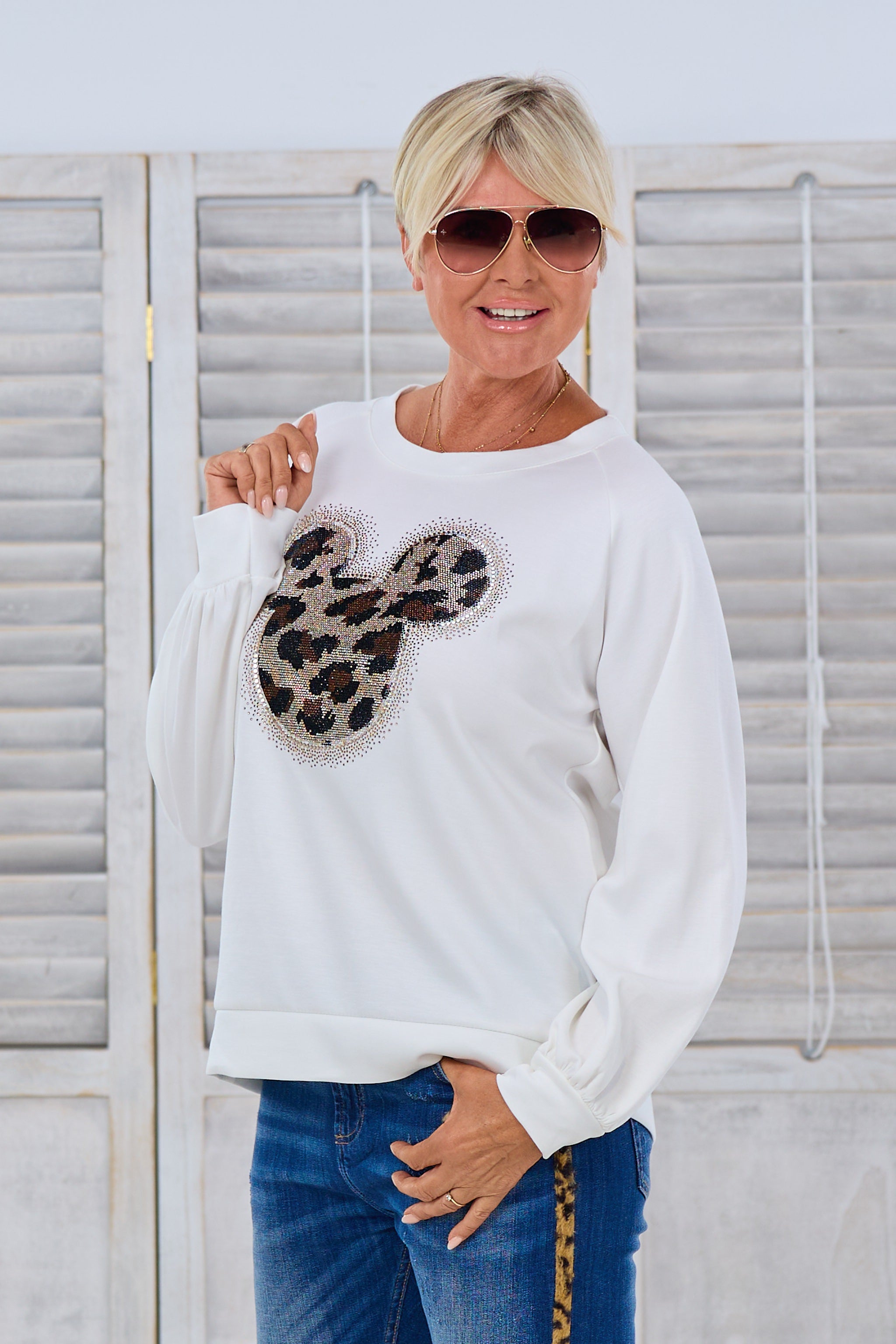 Cozy Shirt mit Glitzer Motiv und Strasssteinchen