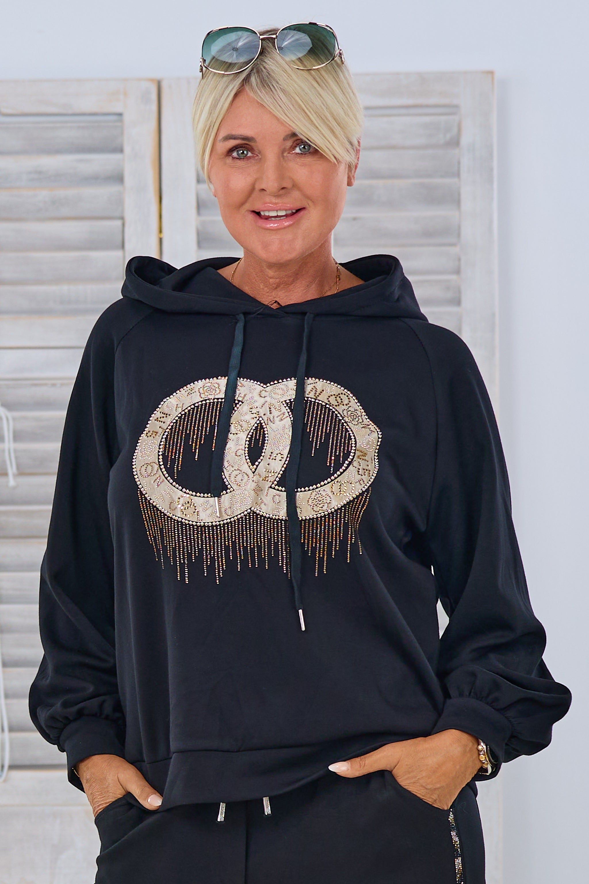 Cozy Hoodie mit tollem Motiv und Glitzer, schwarz