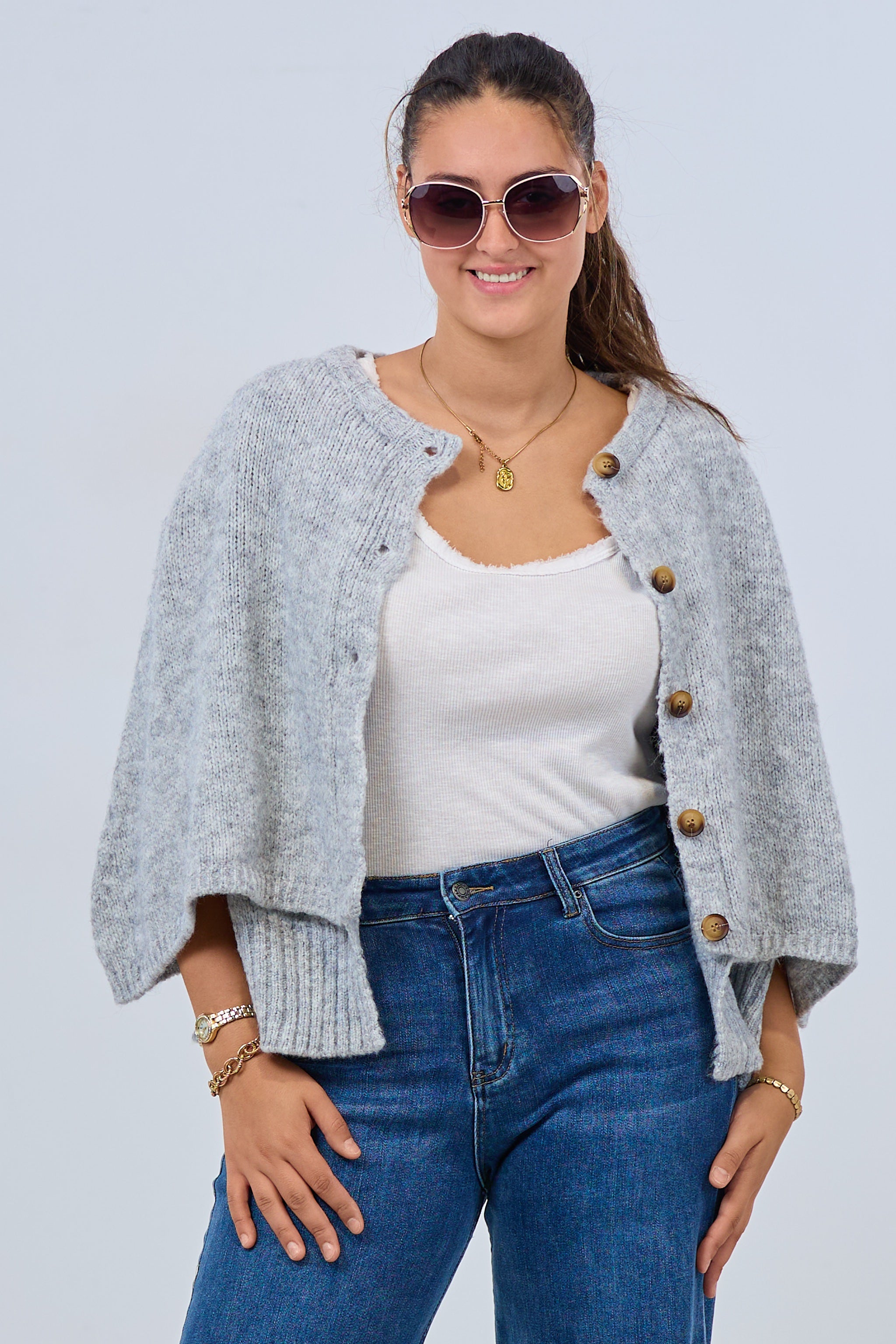 Poncho/Pullover/Jacke mit Knöpfen, grau-meliert