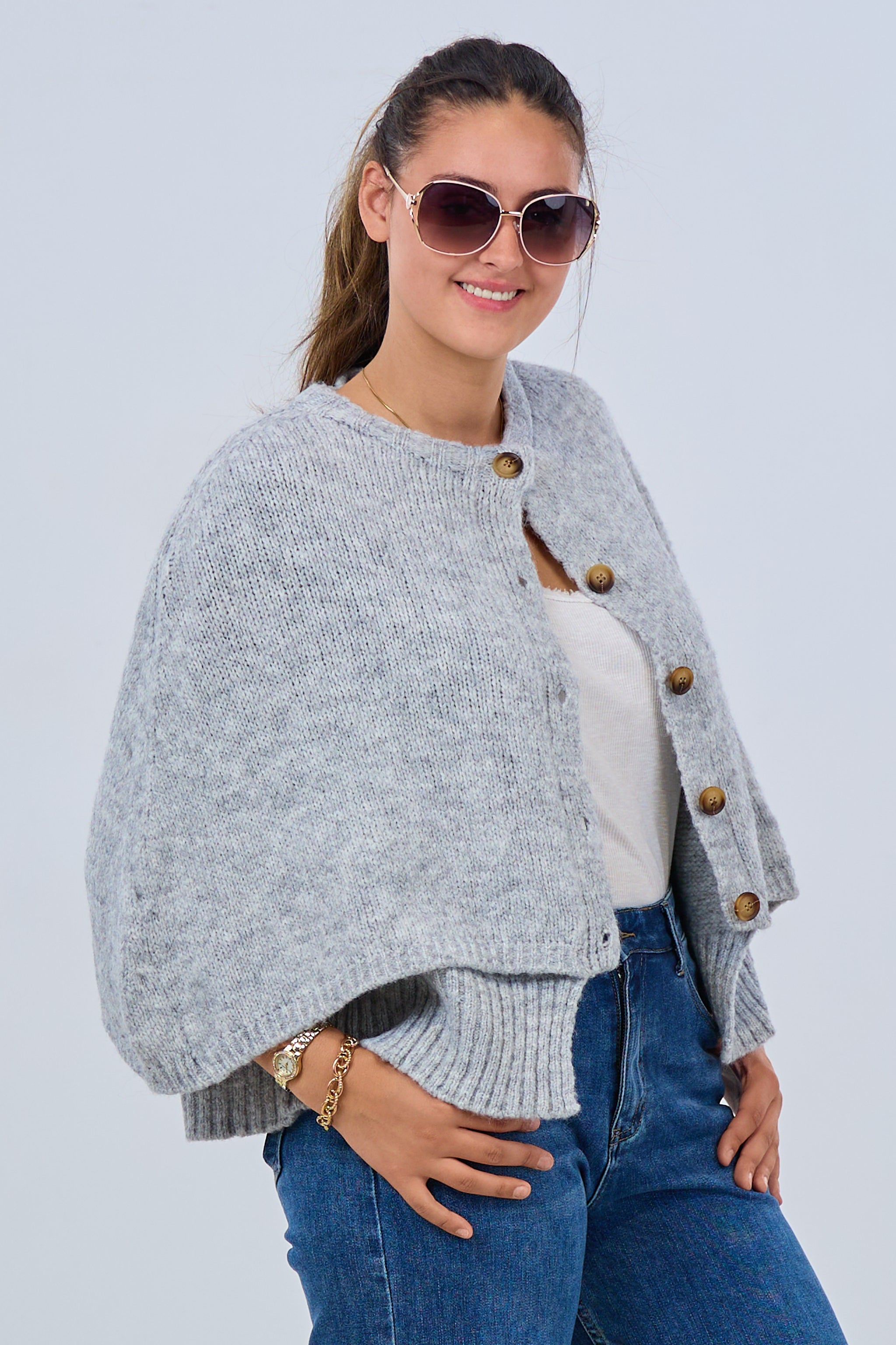 Poncho/Pullover/Jacke mit Knöpfen, grau-meliert