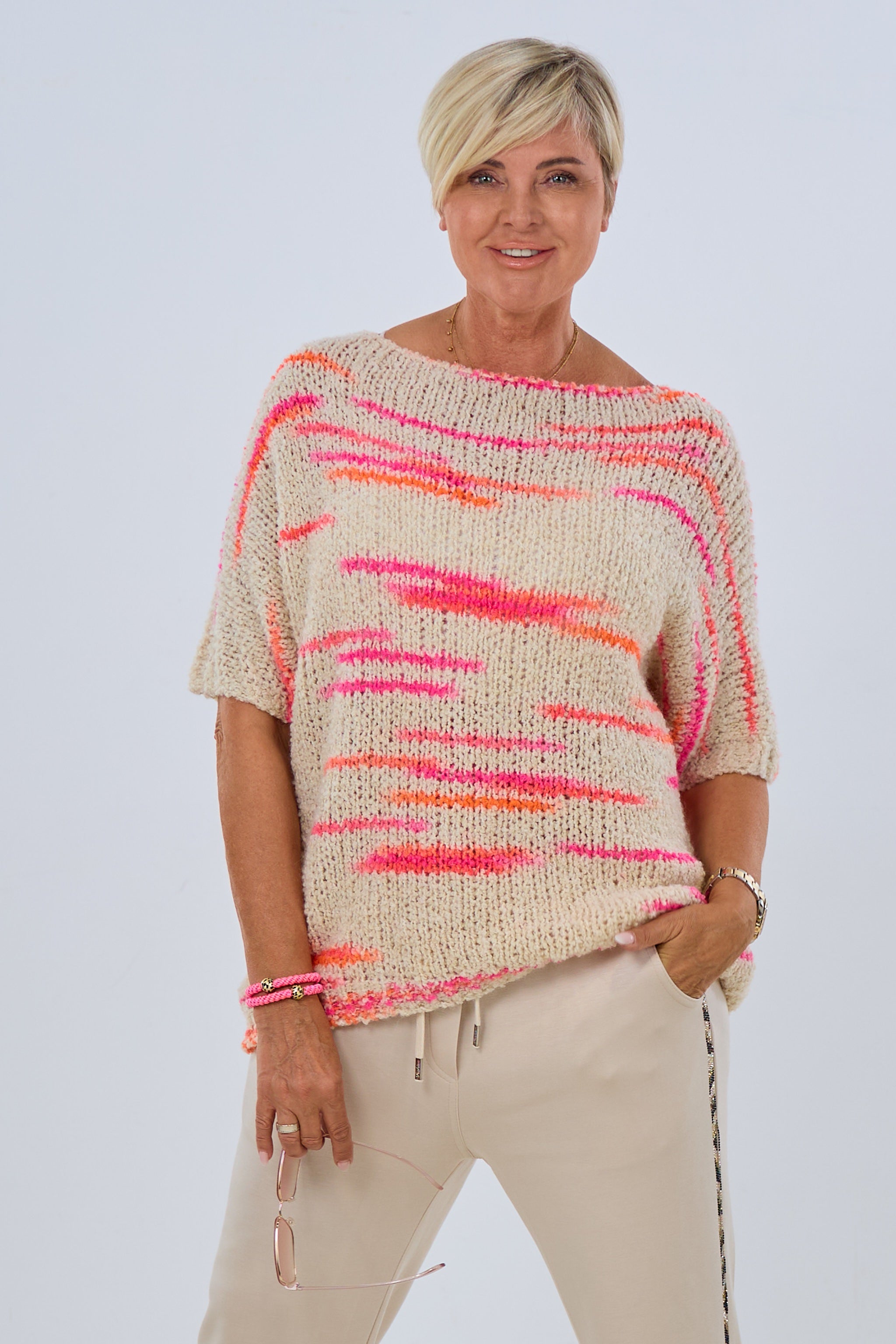 Leichter, grobgestrickter Pulli, beige-pink-orange