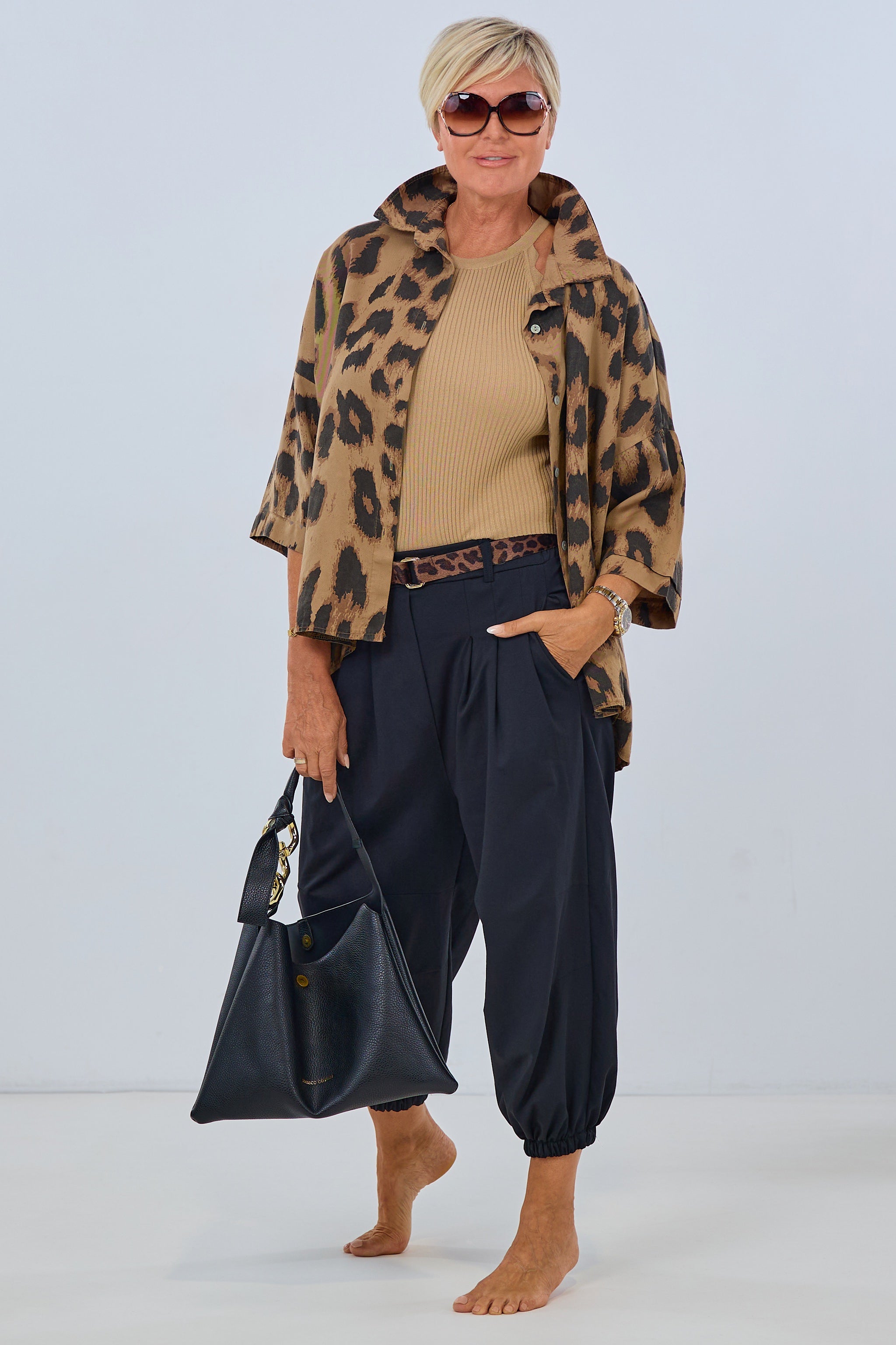 Hemdbluse mit großem Leo-Muster, braun-schwarz