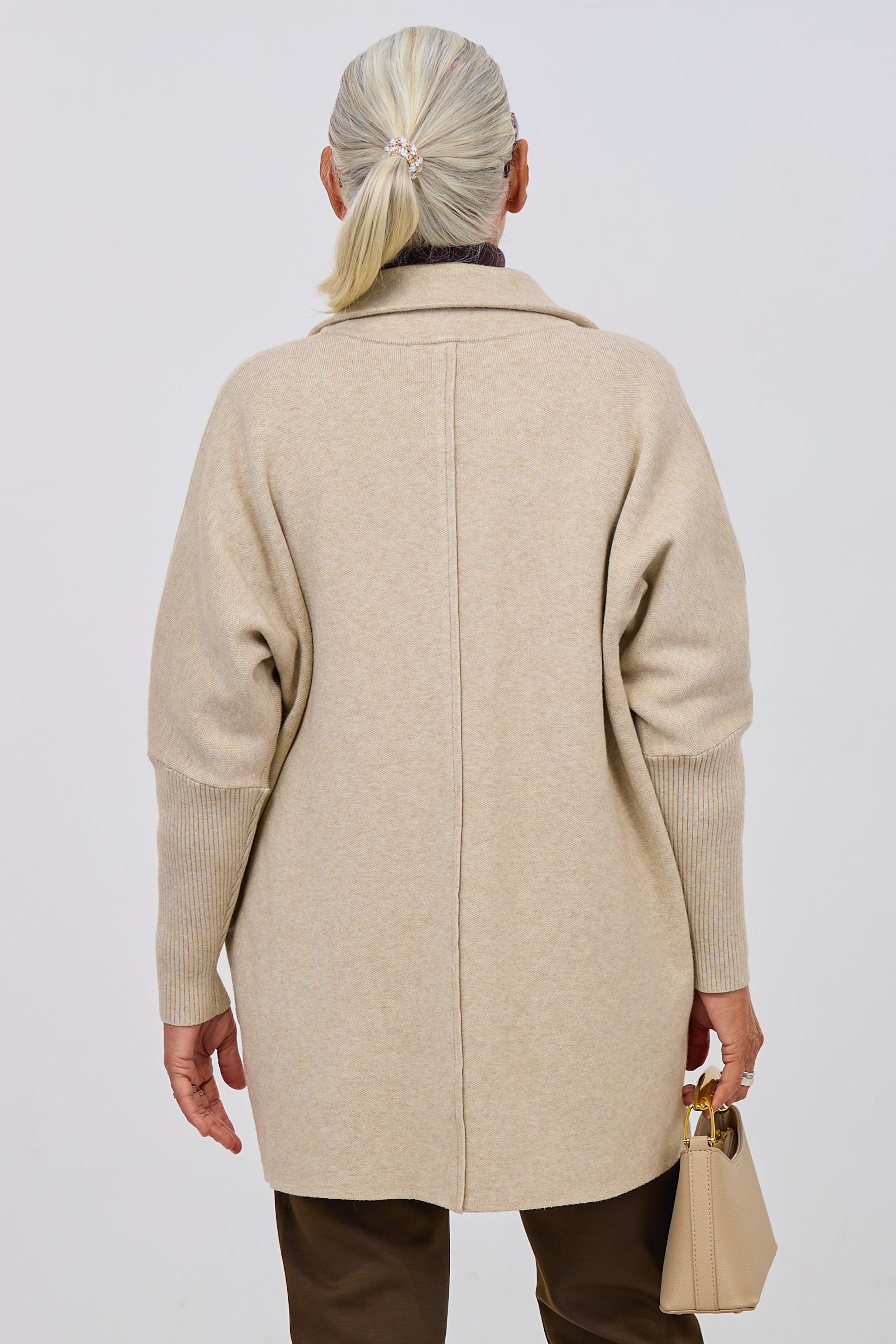 Oversized Feinstrick Longjacke, beige