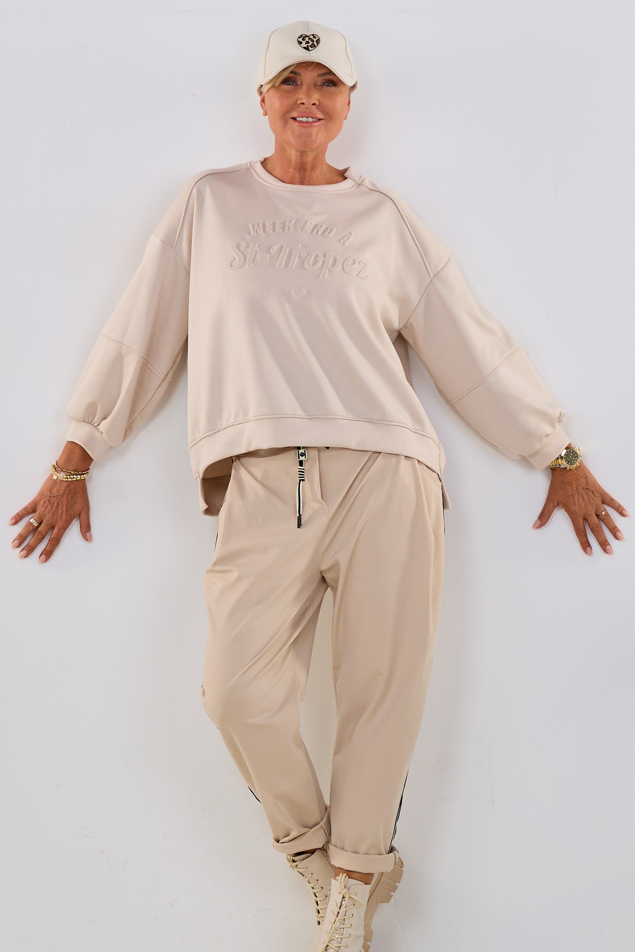 Sweaty mit St. Tropez-Prägung, beige