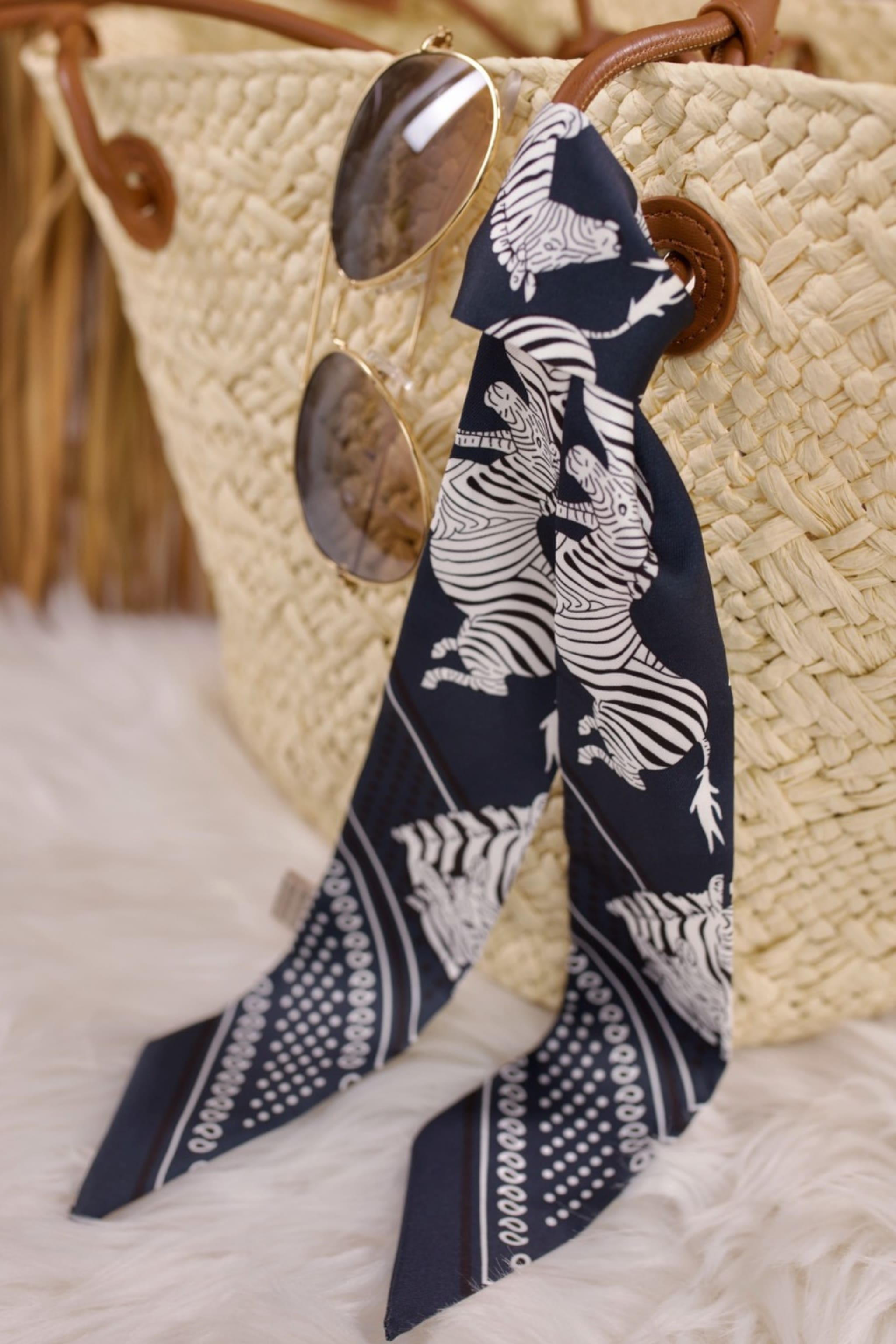 schmales Stoffband mit Zebra-Motiv, schwarz-weiß