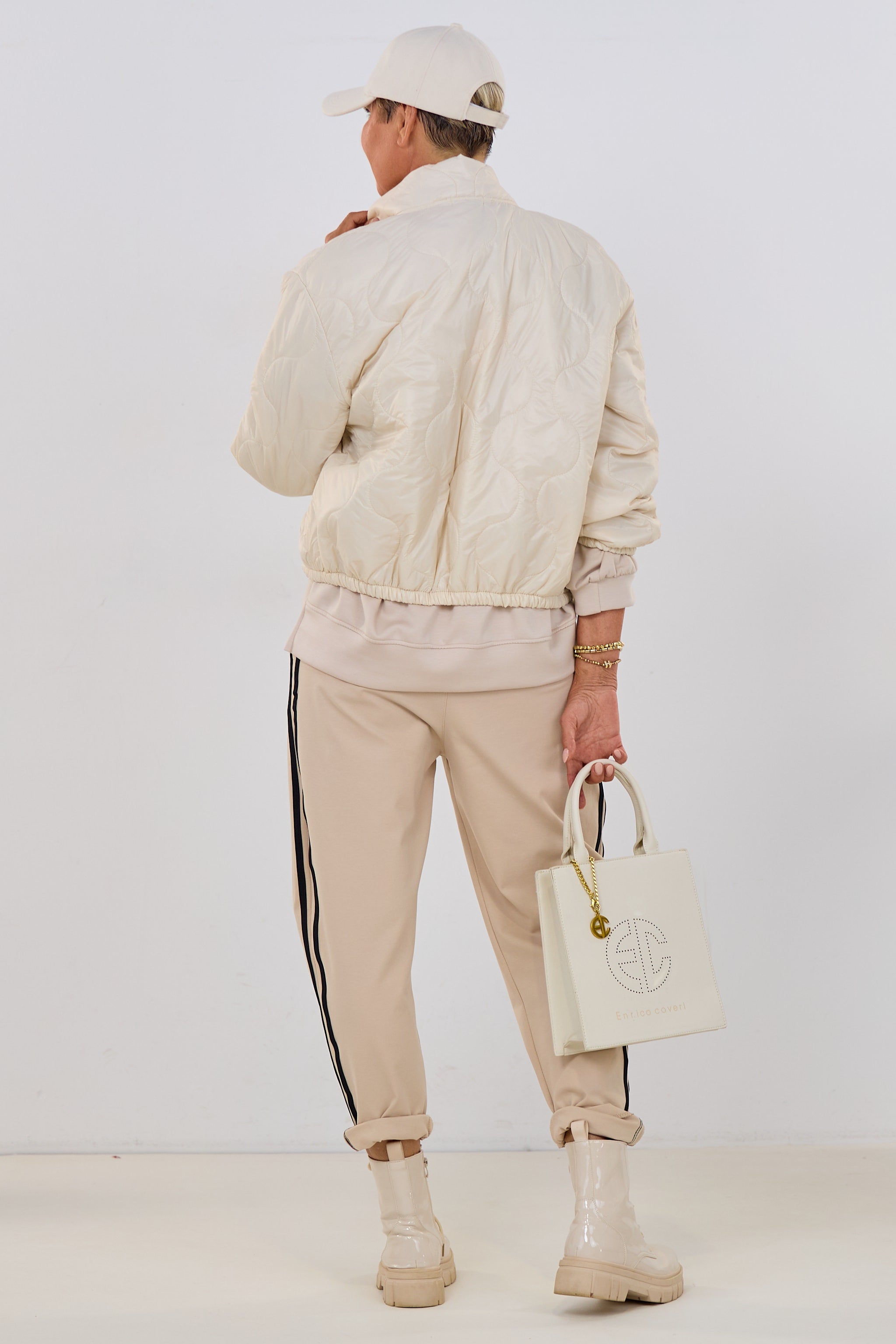 Gesteppte Bomberjacke, creme
