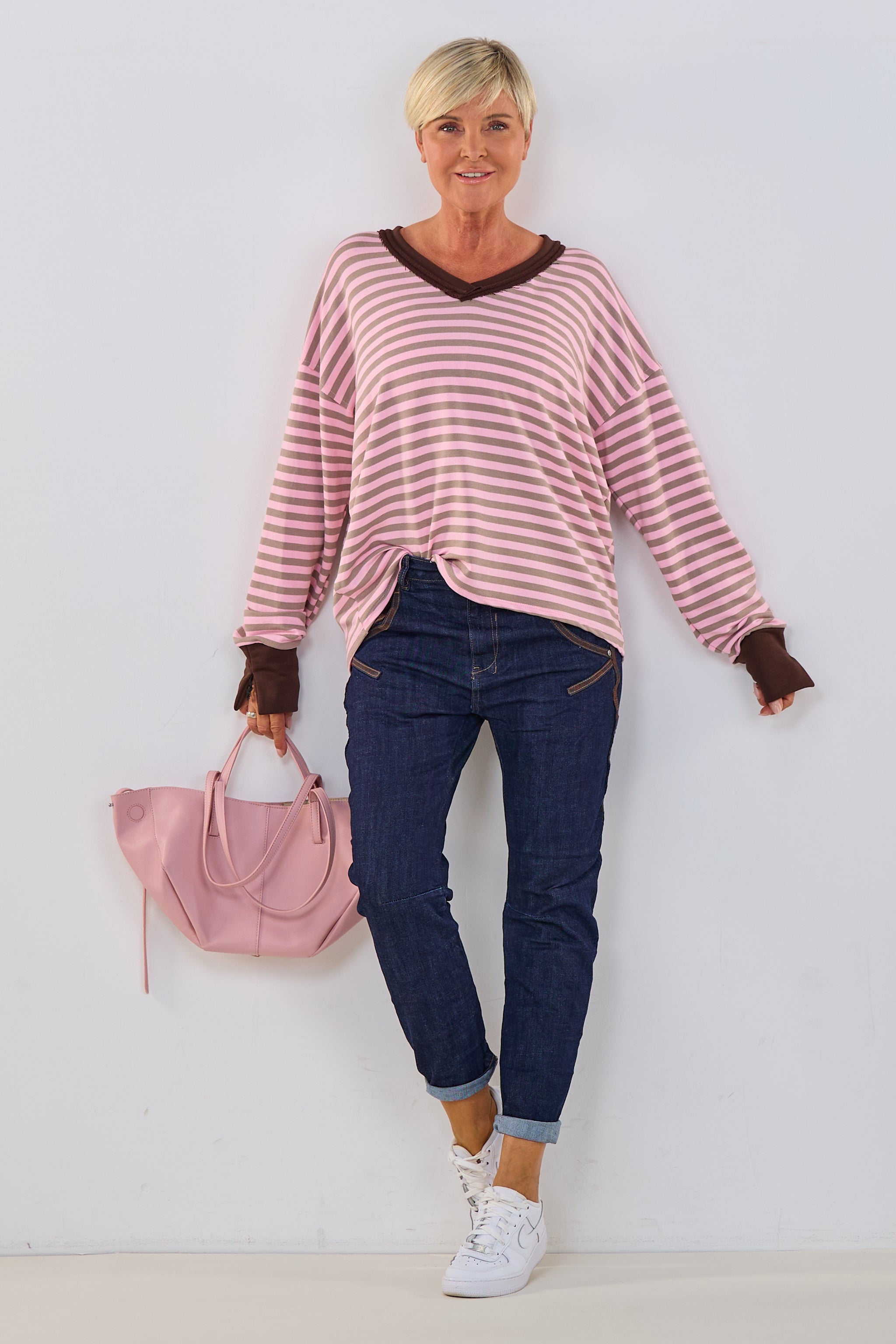 geringeltes Sweaty mit V-Ausschnitt, rosa-taupe