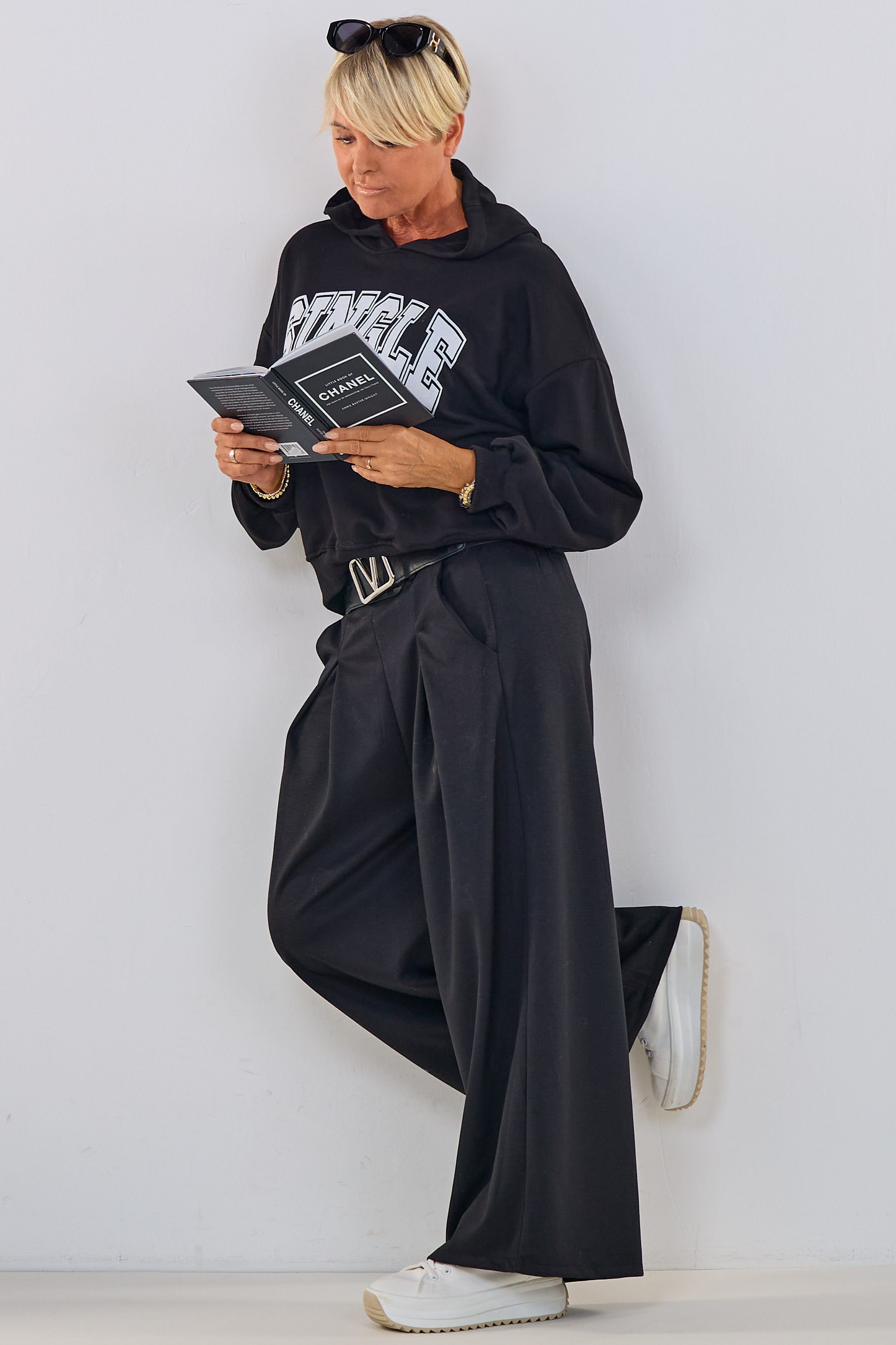 Hoodie SINGLE SEASON, schwarz
