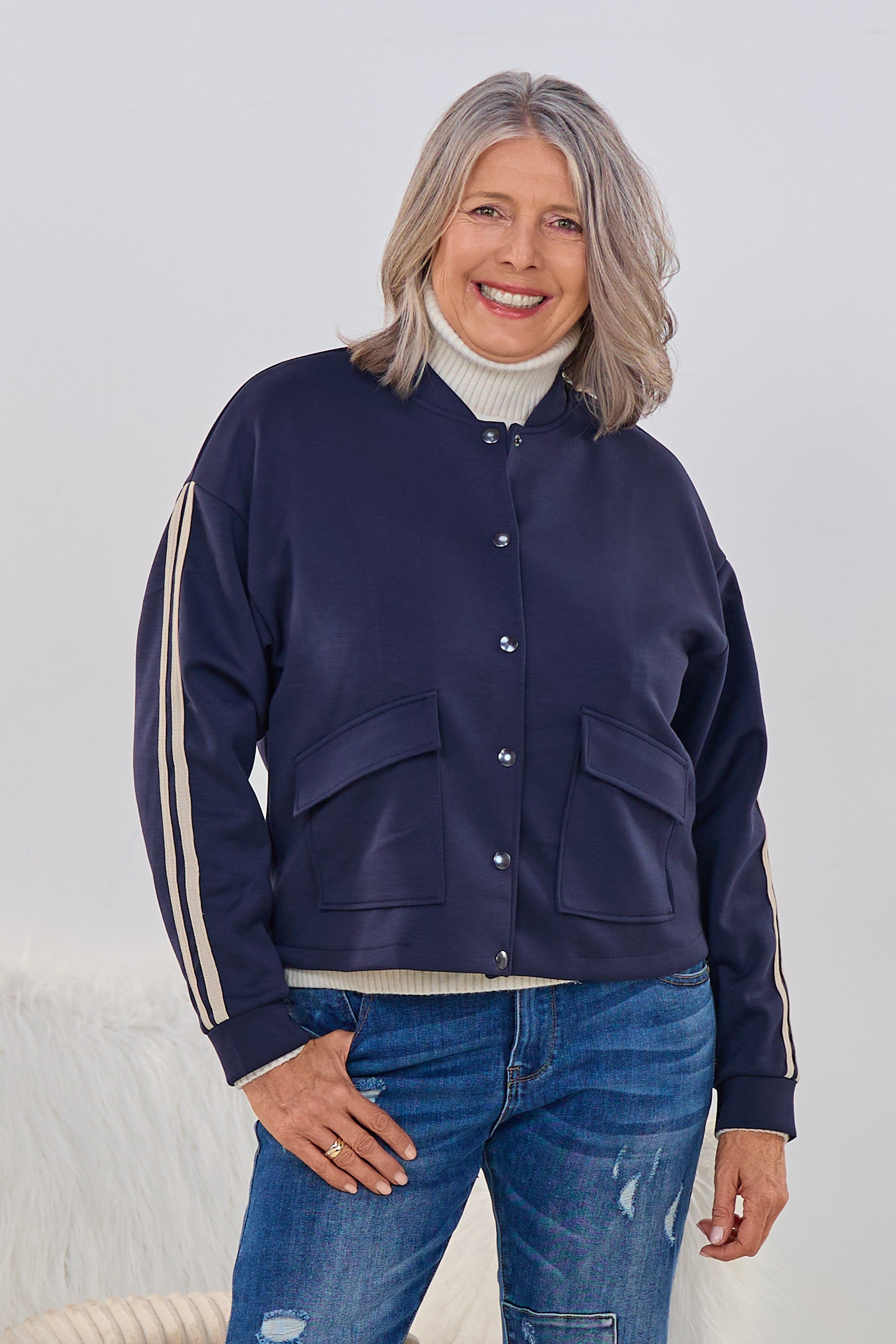 Blouson mit Streifen auf den Ärmeln, dunkelblau