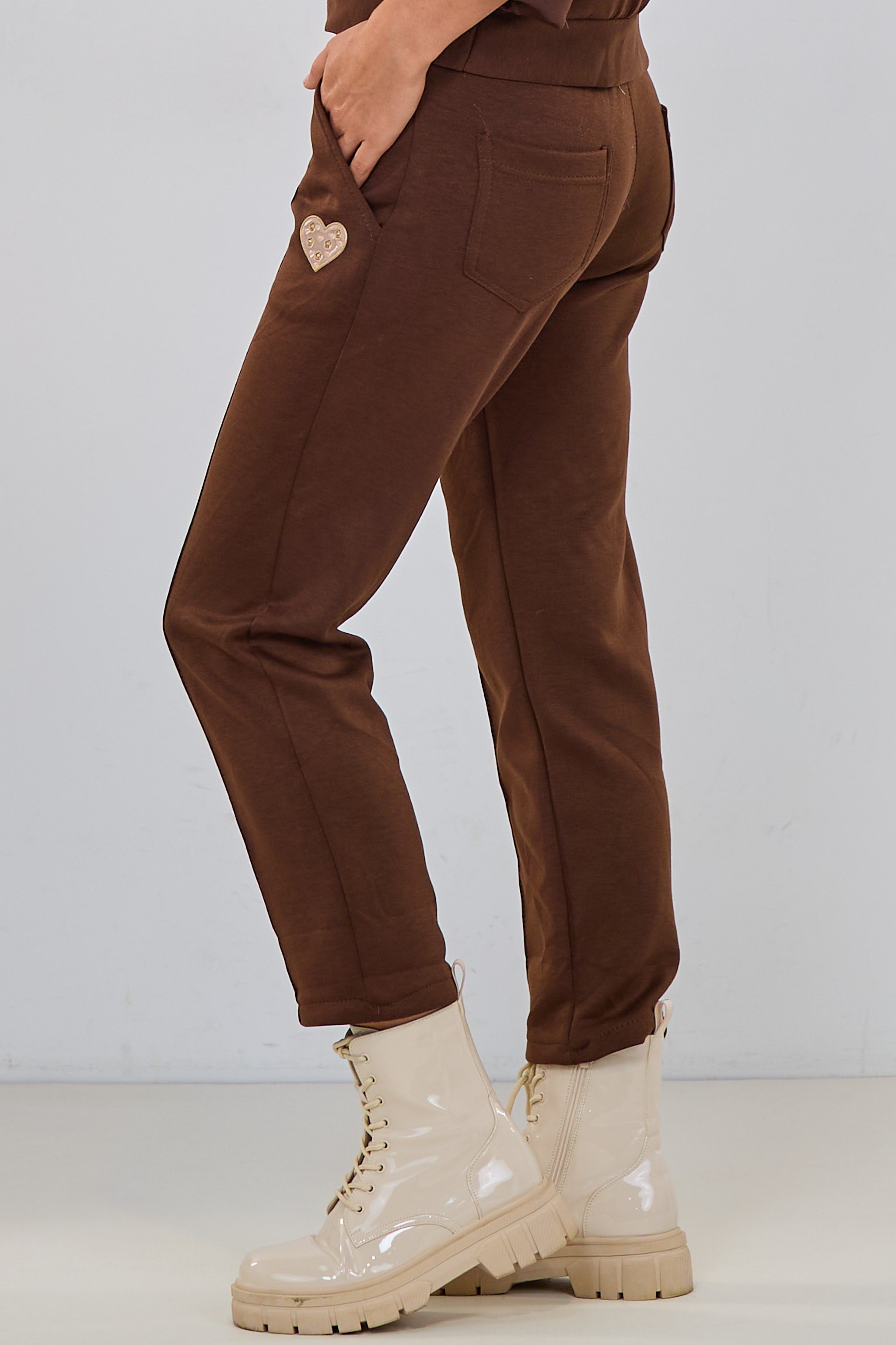 Cozy Hose mit kleinem Herz, braun