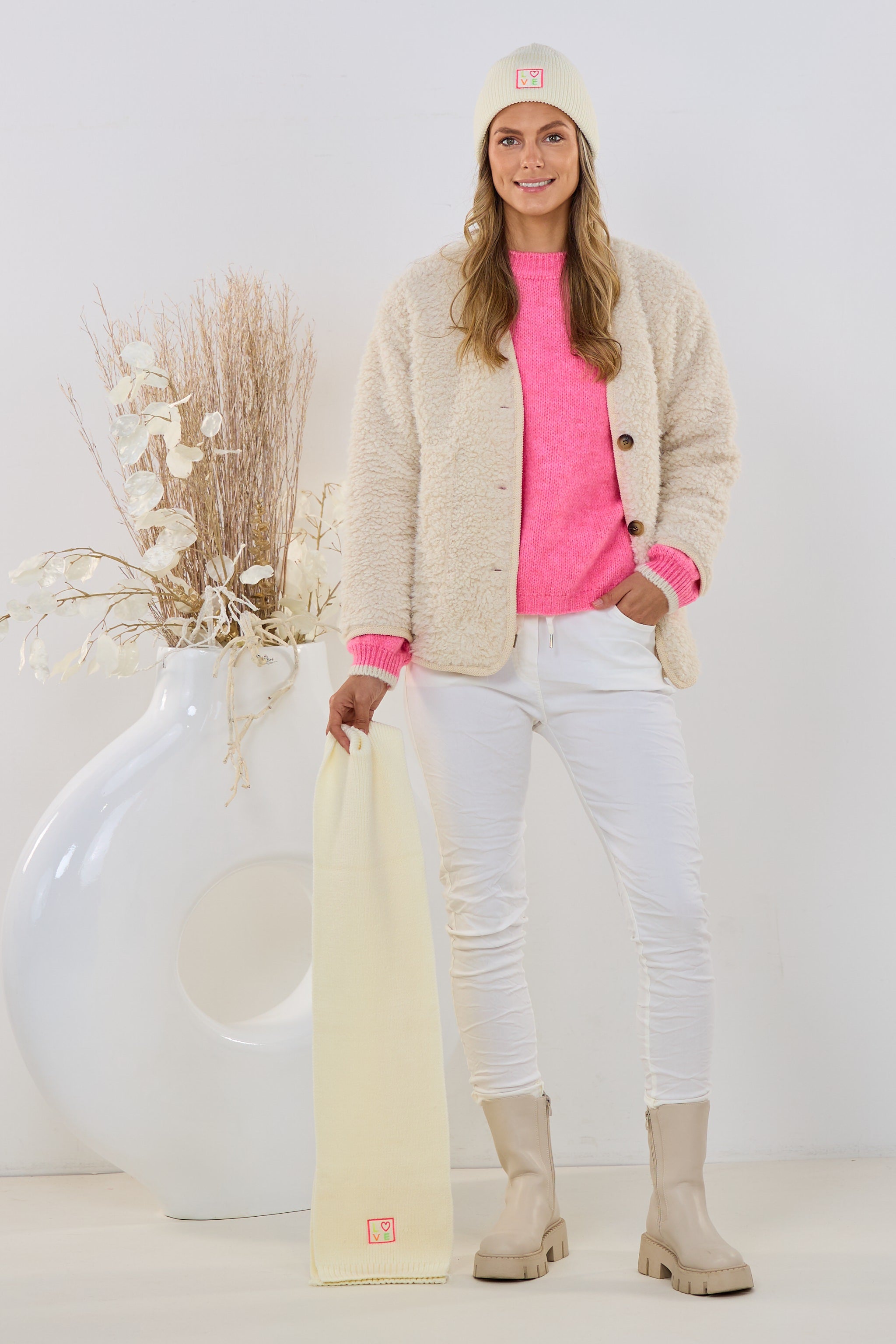 Hose mit elastischem Bund im Knitterlook, ecru