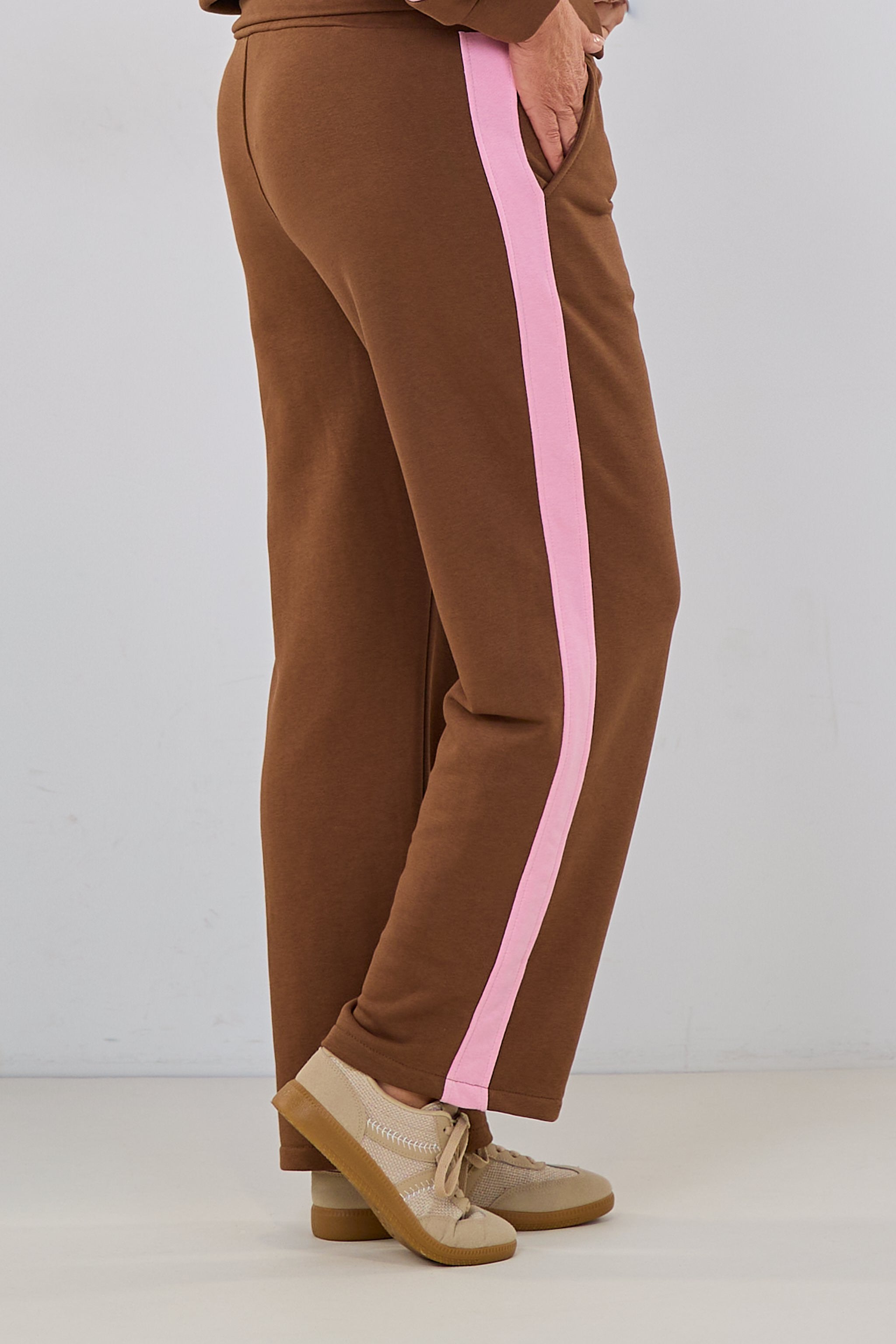 Sweathose mit weitem Bein und Streifen, braun-rosa