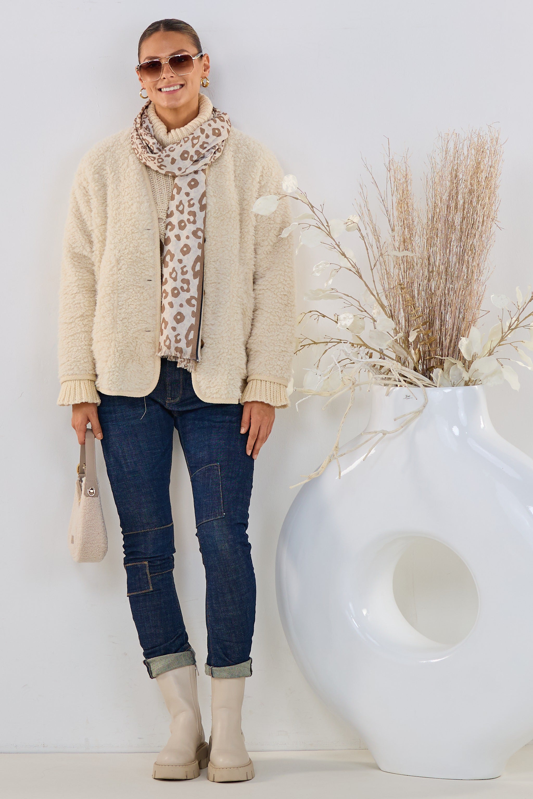 Leichte Jacke mit Teddyfell, beige