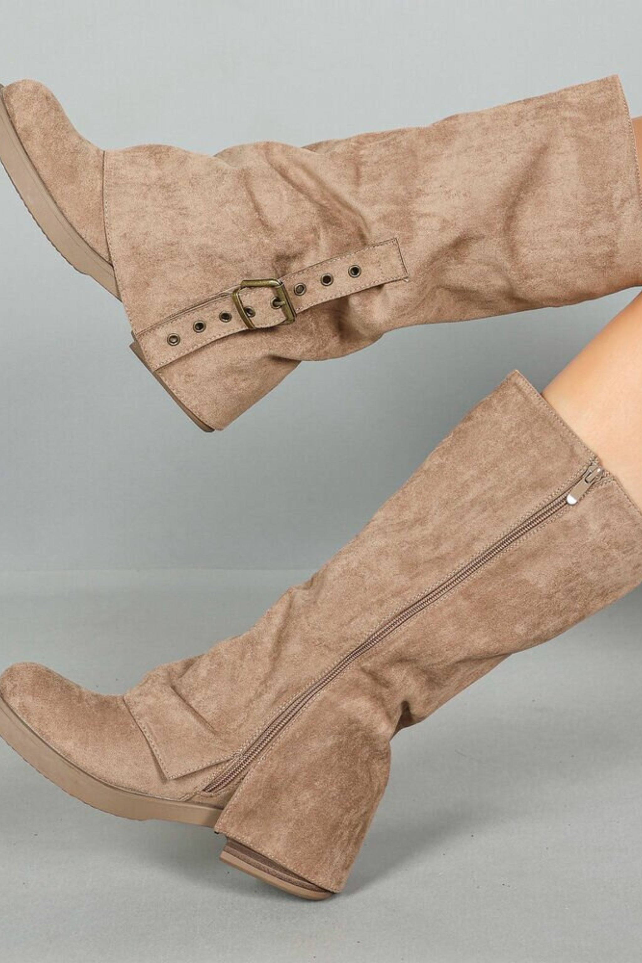 Stiefel mit Zierlasche, hellbraun