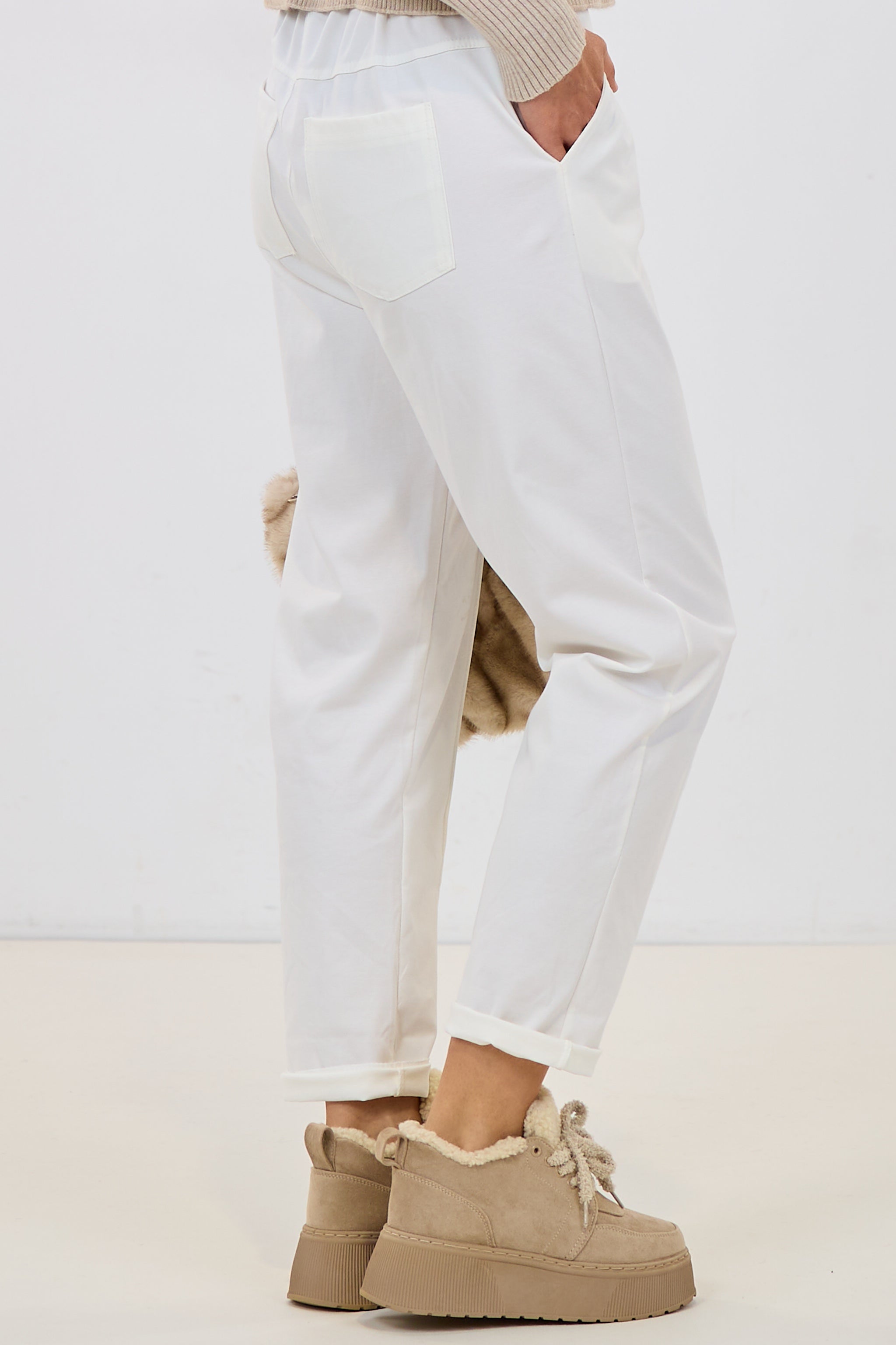 Stoffhose mit Biese, ecru