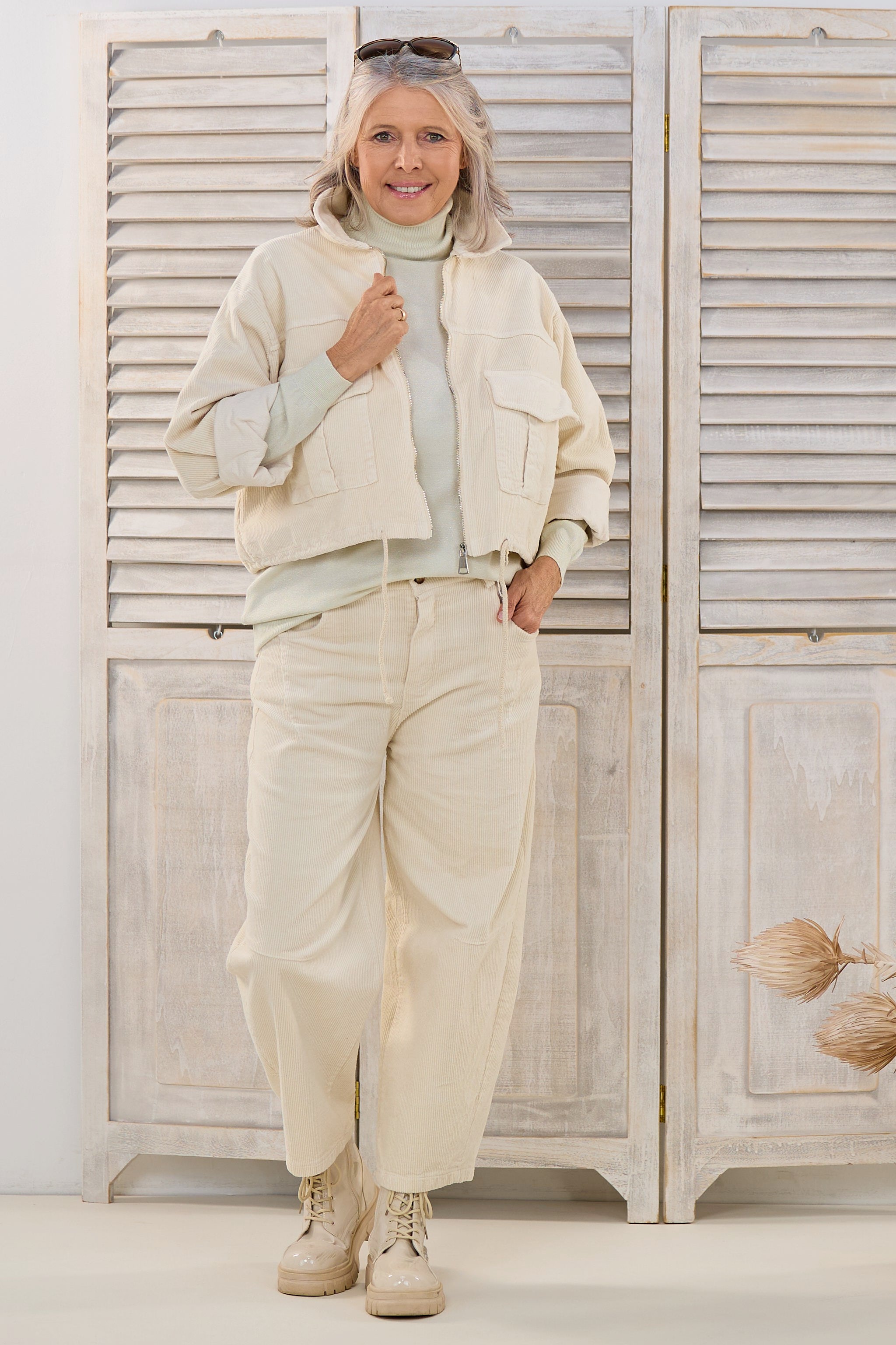 Cordhose im Balloon-Style, creme